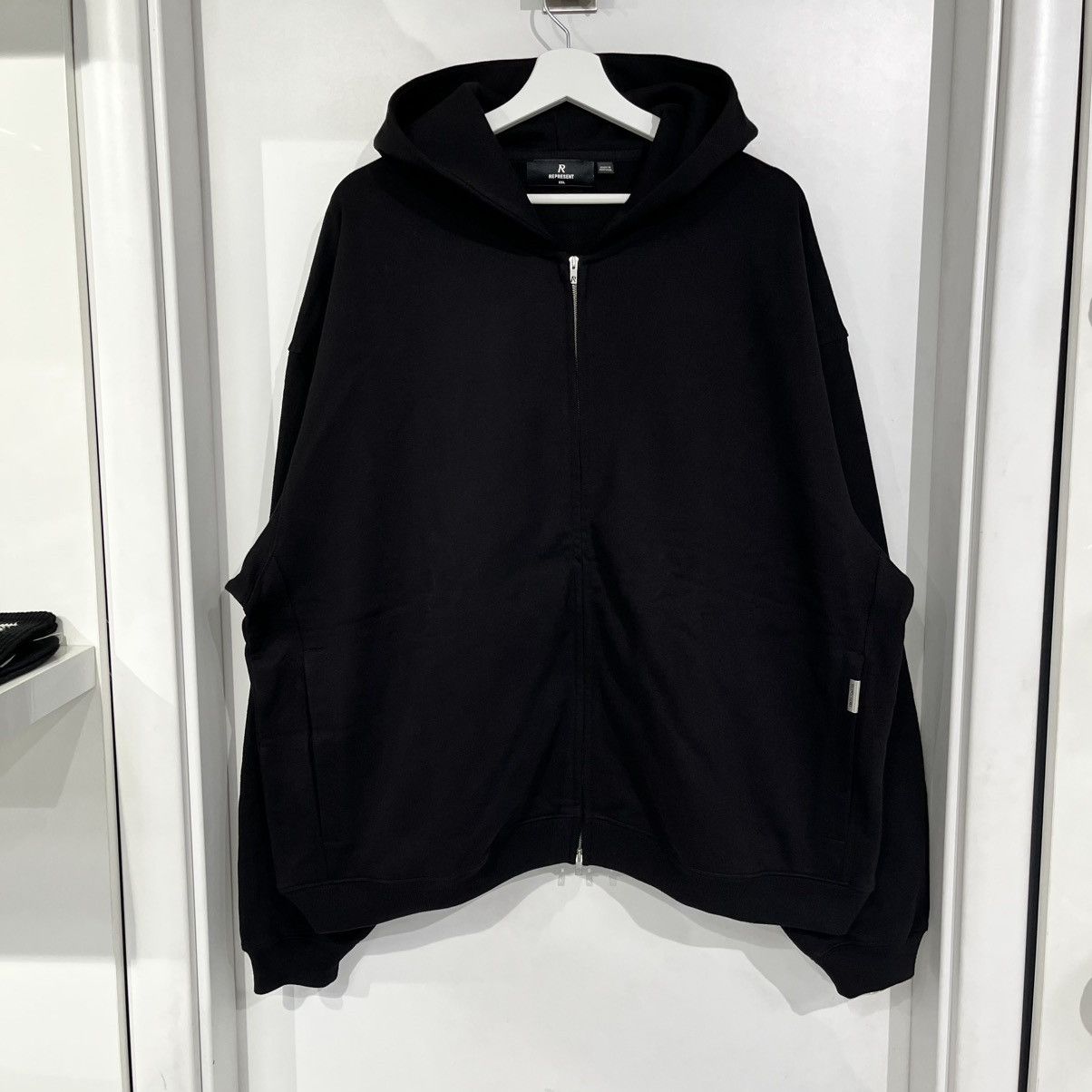 Represent Clo. Represent Zip Hoodie Black Size US XXL / EU 58 / 5 - 1 Thumbnail