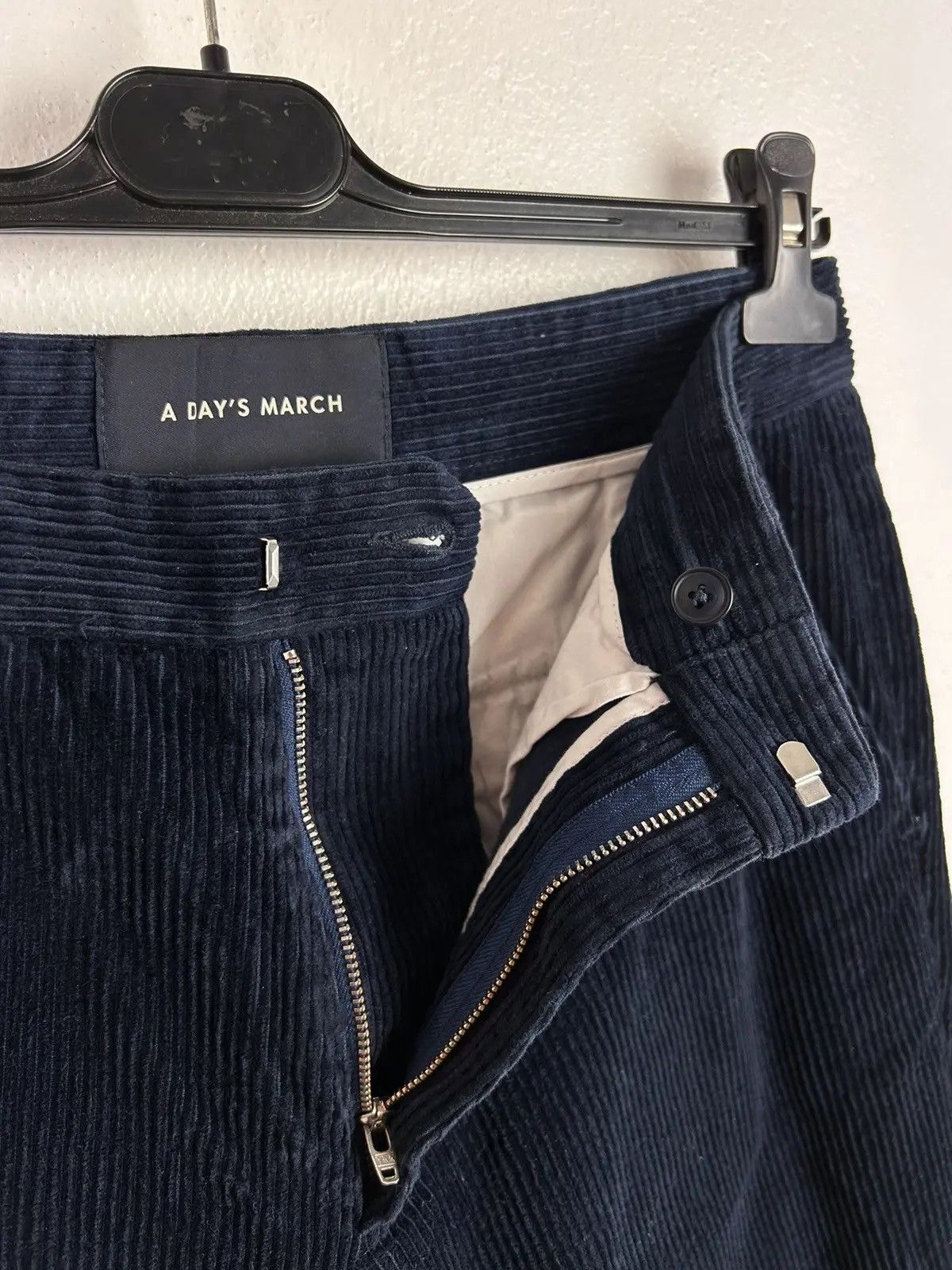 A Day's March A Day's March Corduroy Velvet Relaxed Trousers Navy 48 Size US 32 / EU 48 - 3 Thumbnail