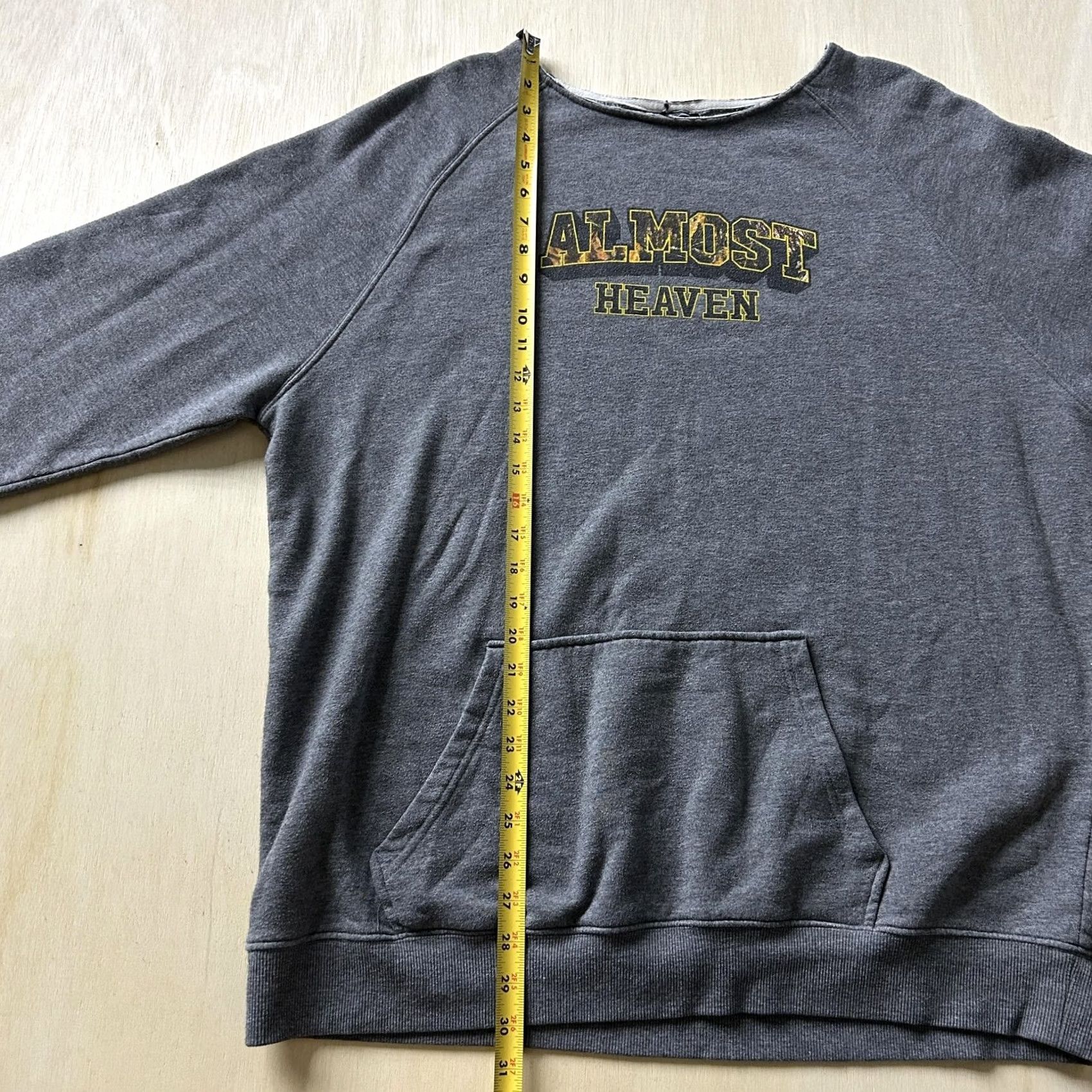 Vintage Y2K Almost Heaven Hunting Camo Sweatshirt Mens 2XL Gray Fleece Pullover Crewneck Size US XXL / EU 58 / 5 - 5 Thumbnail