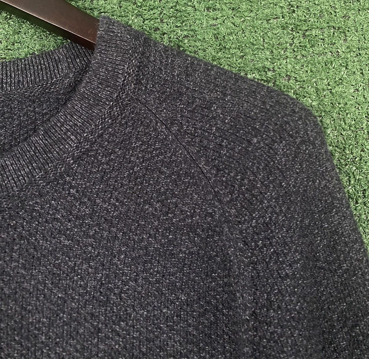 Lululemon New Lululemon Textured Knit Crewneck Heathered Black Sweater Size US XXL / EU 58 / 5 - 3 Thumbnail