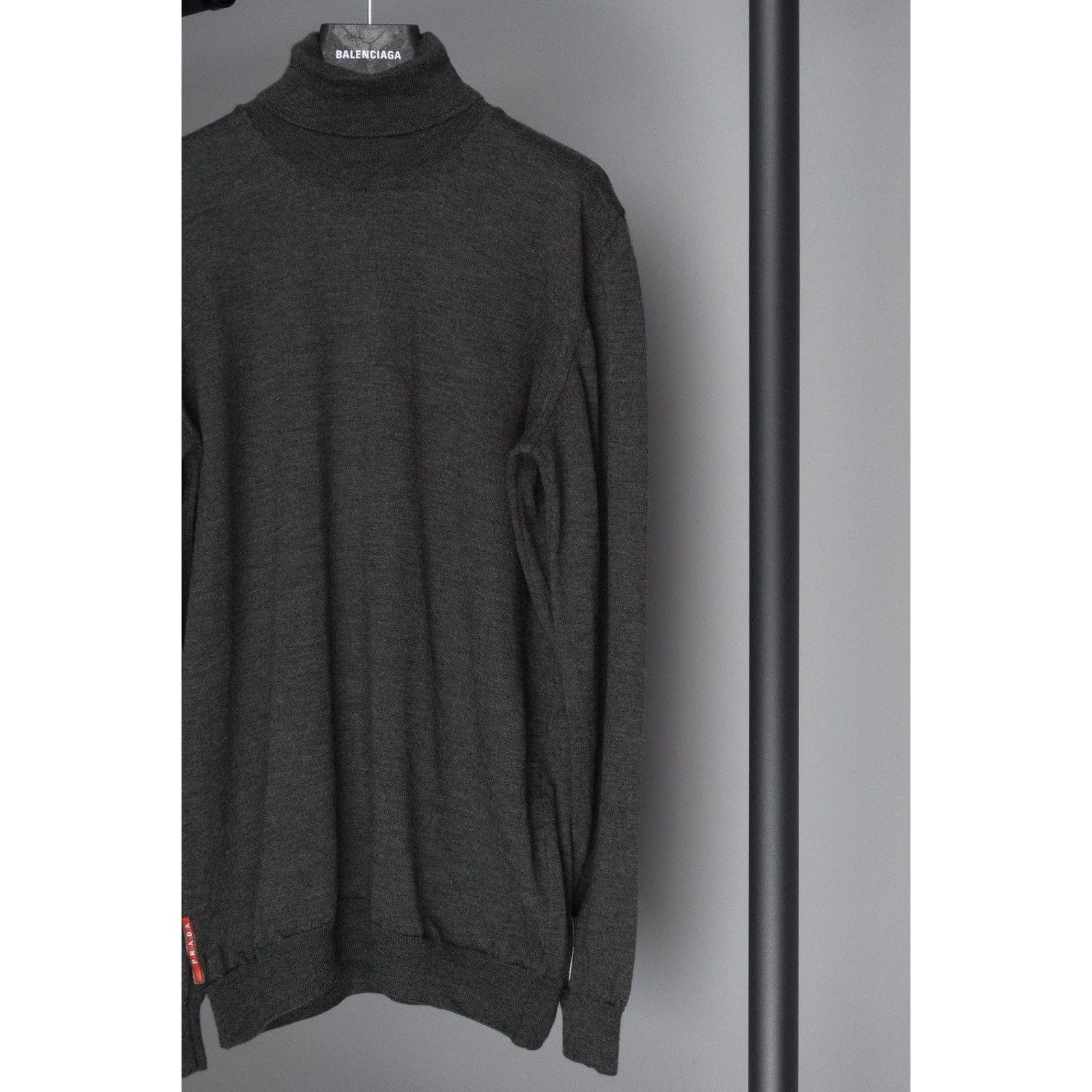 Prada Prada red tab logo grey knit turtleneck sweater Size US XL / EU 56 / 4 - 3 Thumbnail