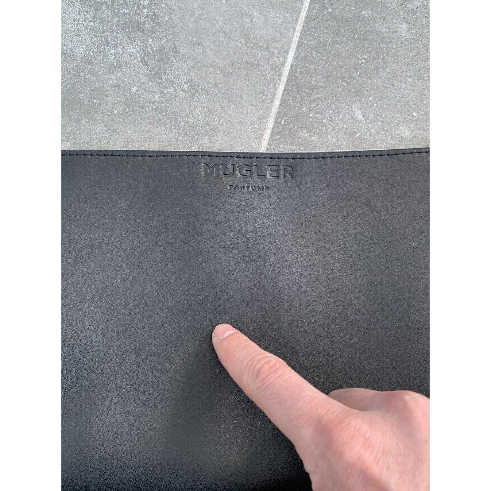 Designer × Thierry Mugler THIERRY MUGLER Pouch Cosmetic Bag Makeup Perfume Handbag Size ONE SIZE - 9 Thumbnail