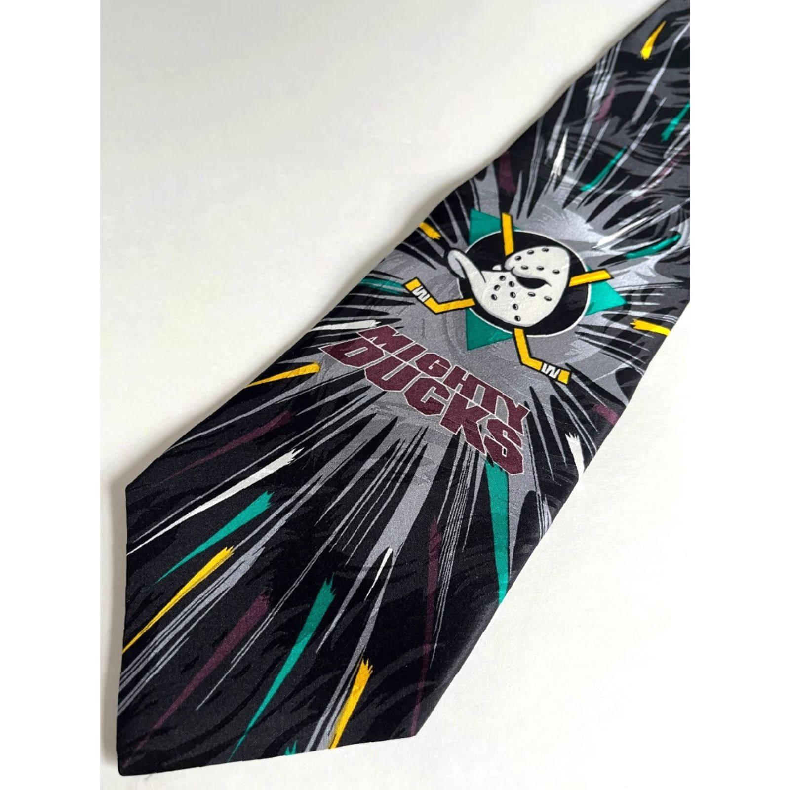 NHL VINTAGE NWT Mighty Ducks of Anaheim Silk Tie NHL Ralph Marlin Men Size ONE SIZE - 4 Thumbnail