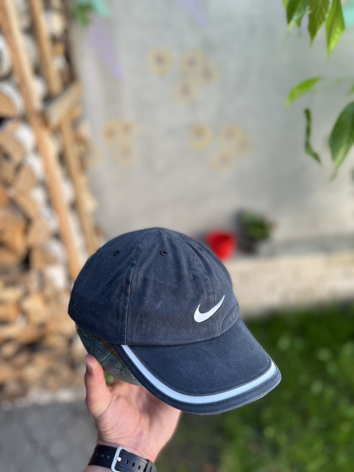 Vintage Nike Vintage Hat Cap Centre Logo Size ONE SIZE - 1 Thumbnail