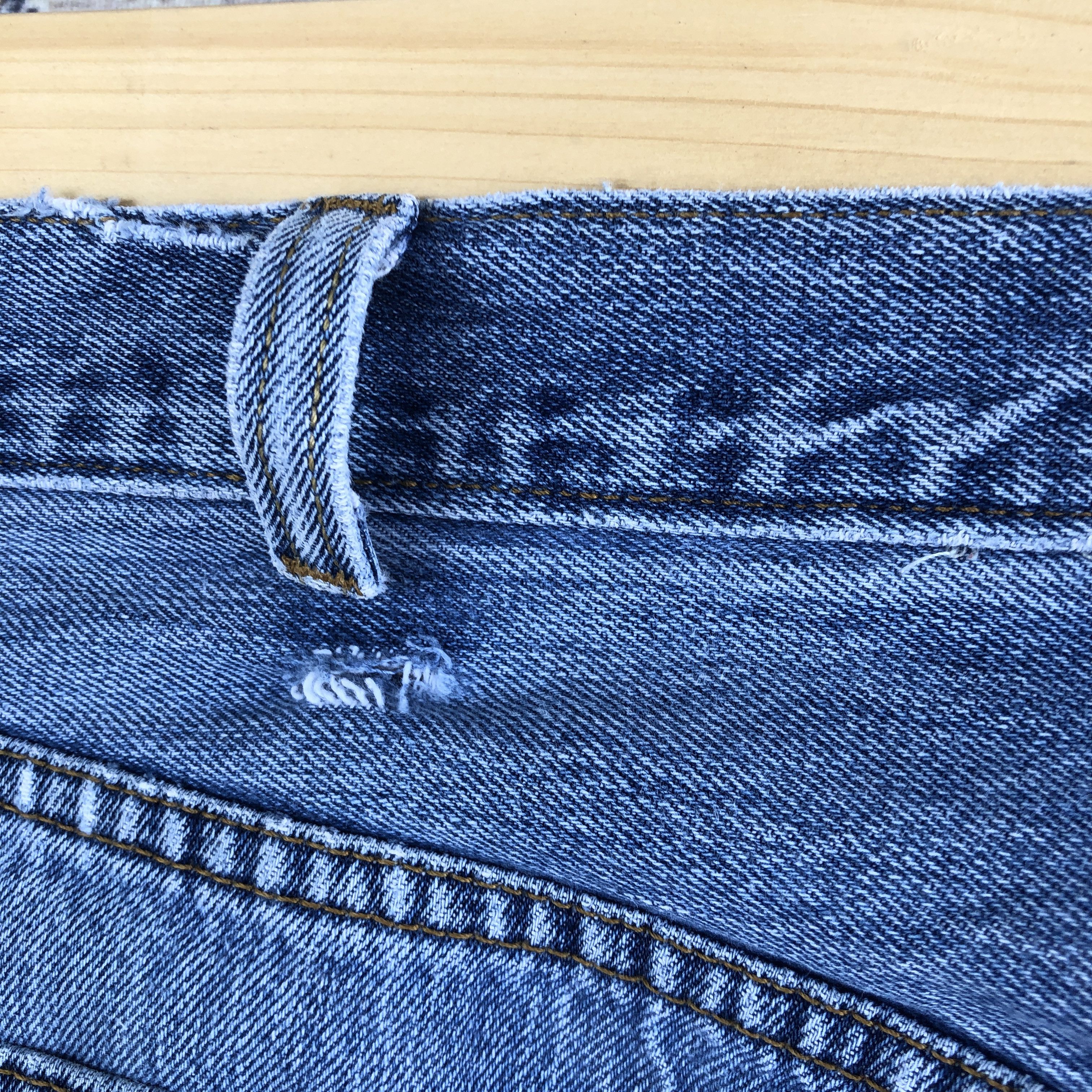 Levi's Vintage Levis 501 Ripped Jeans Levi's Faded Stonewash Denim Size US 40 / EU 56 - 11 Thumbnail