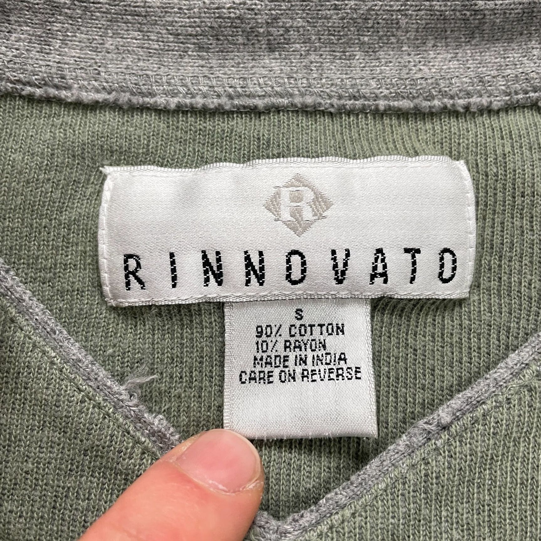 Vintage Vintage Rinnovato Cotton Rayon V-Neck Long Sleeve Shirt Men Small Solid Green Classic Size US S / EU 44-46 / 1 - 4 Thumbnail