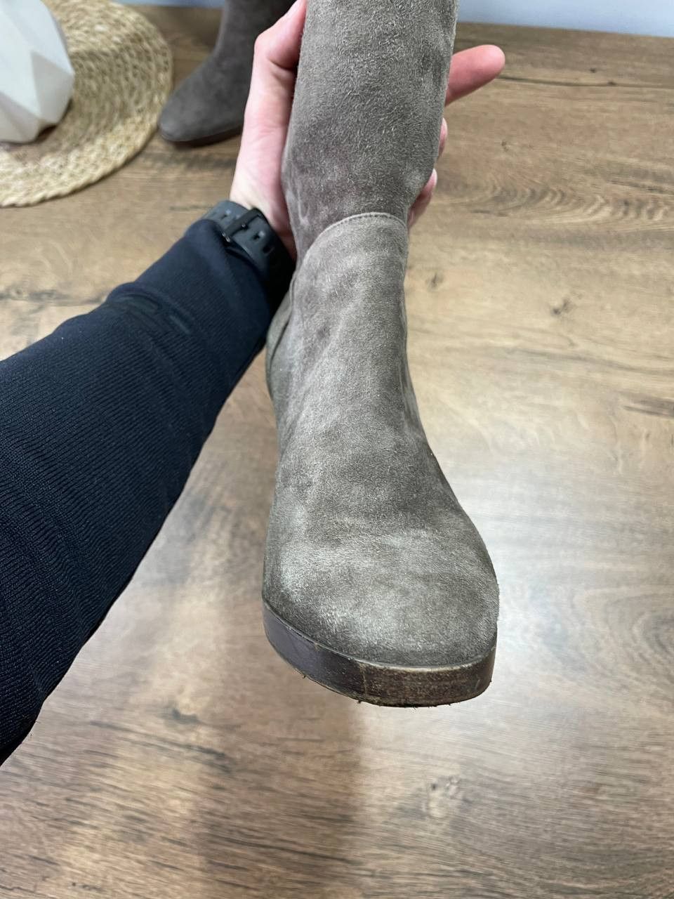Loro Piana Loro Piana Sharmaine Suede High Knee Boots Womens Brown Size US 6.5 / IT 36.5 - 11 Thumbnail