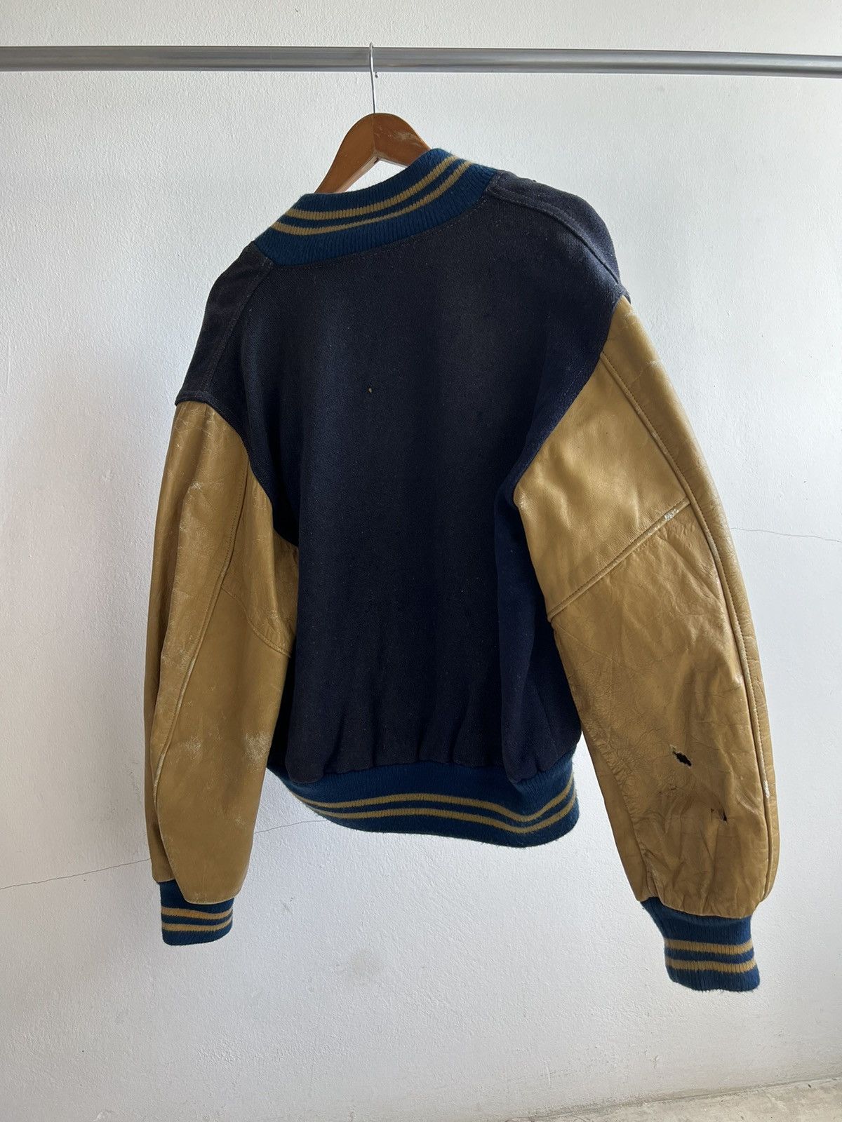 Vintage 60s-70s Distressed Vintage Butwin Varsity Jacket Size US M / EU 48-50 / 2 - 8 Thumbnail