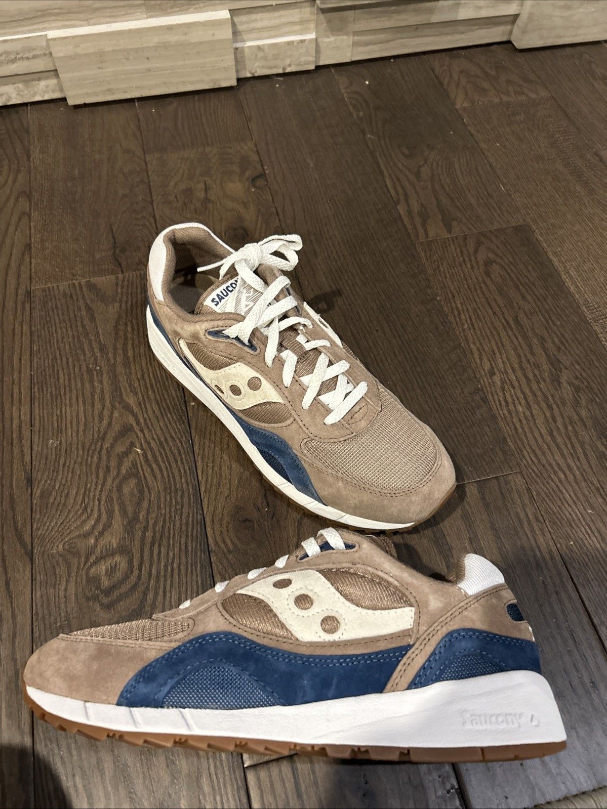 Saucony Saucony Shadow 6000 Sand/ Grey Size US 11 / EU 44 - 1 Thumbnail