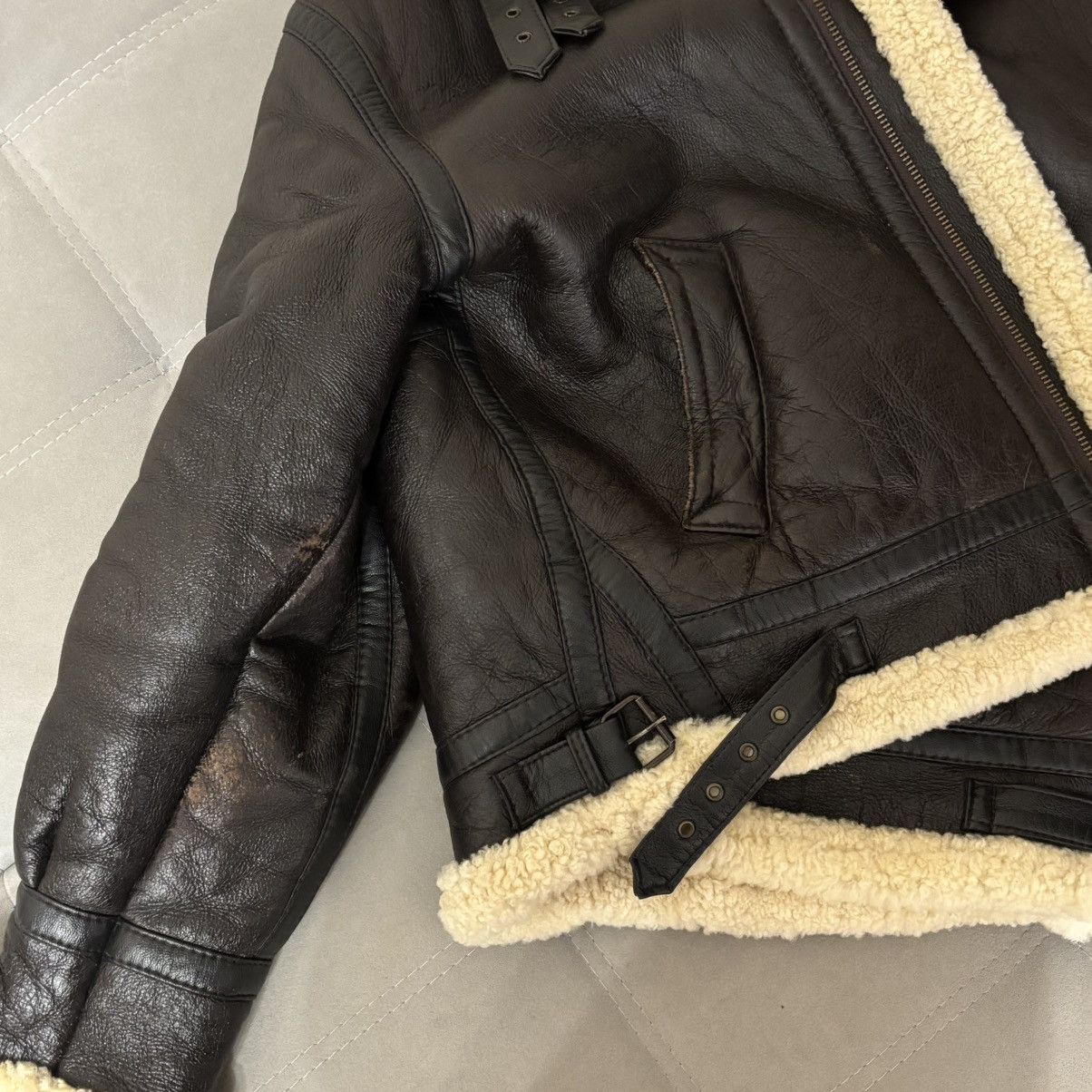Vintage Vintage US Army Air Forces B-3 Leather Flight Jacket Size US L / EU 52-54 / 3 - 6 Thumbnail