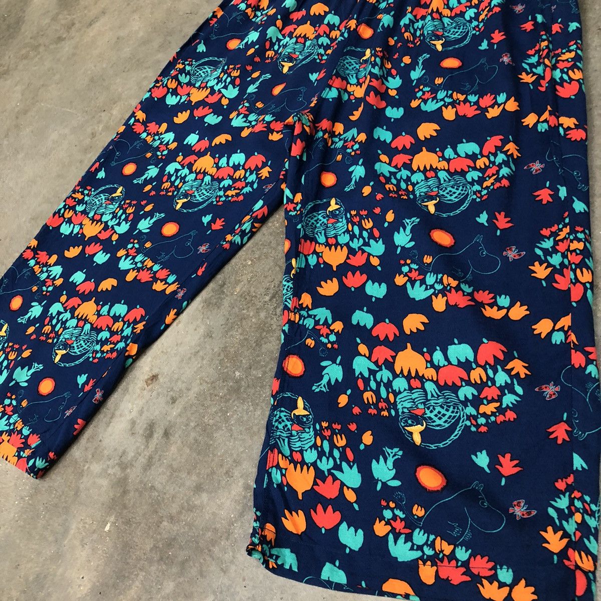 Cartoon Network × Japanese Brand × Uniqlo Uniqlo x Moomin Relaco3/4 Unisex Pants Size US 27 - 6 Thumbnail