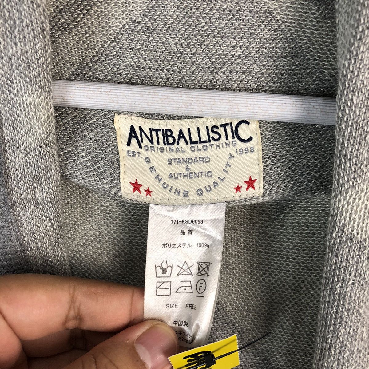 Japanese Brand Anti Ballistic navajo art Grey Cardigan Knitwear #A1839 Size US M / EU 48-50 / 2 - 9 Thumbnail