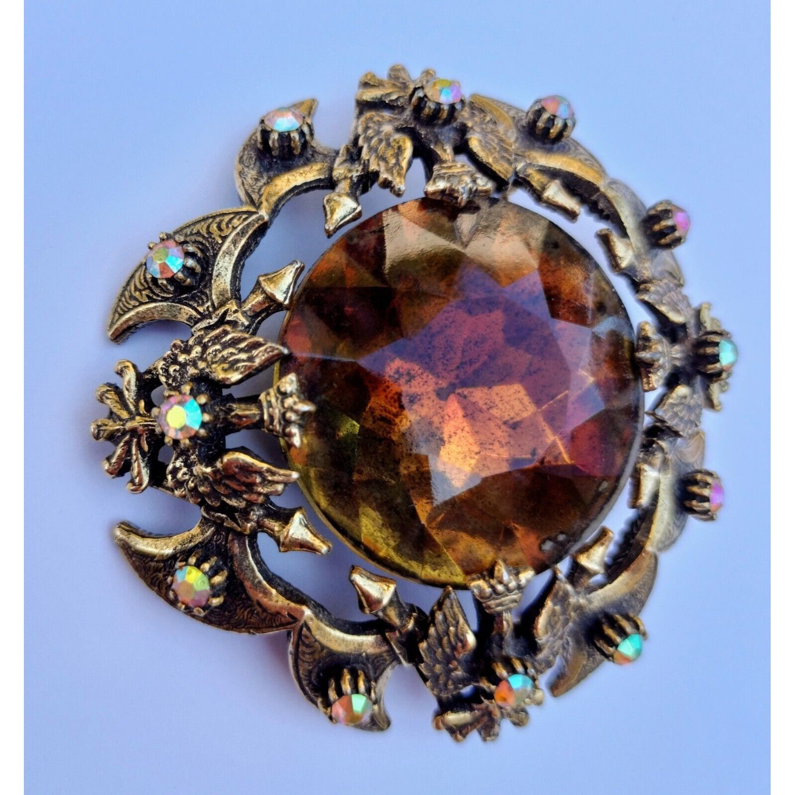 Vintage Florenza Brooch Cognac Faceted Glass AB Stones Coat Arms Pen Size ONE SIZE - 11 Thumbnail