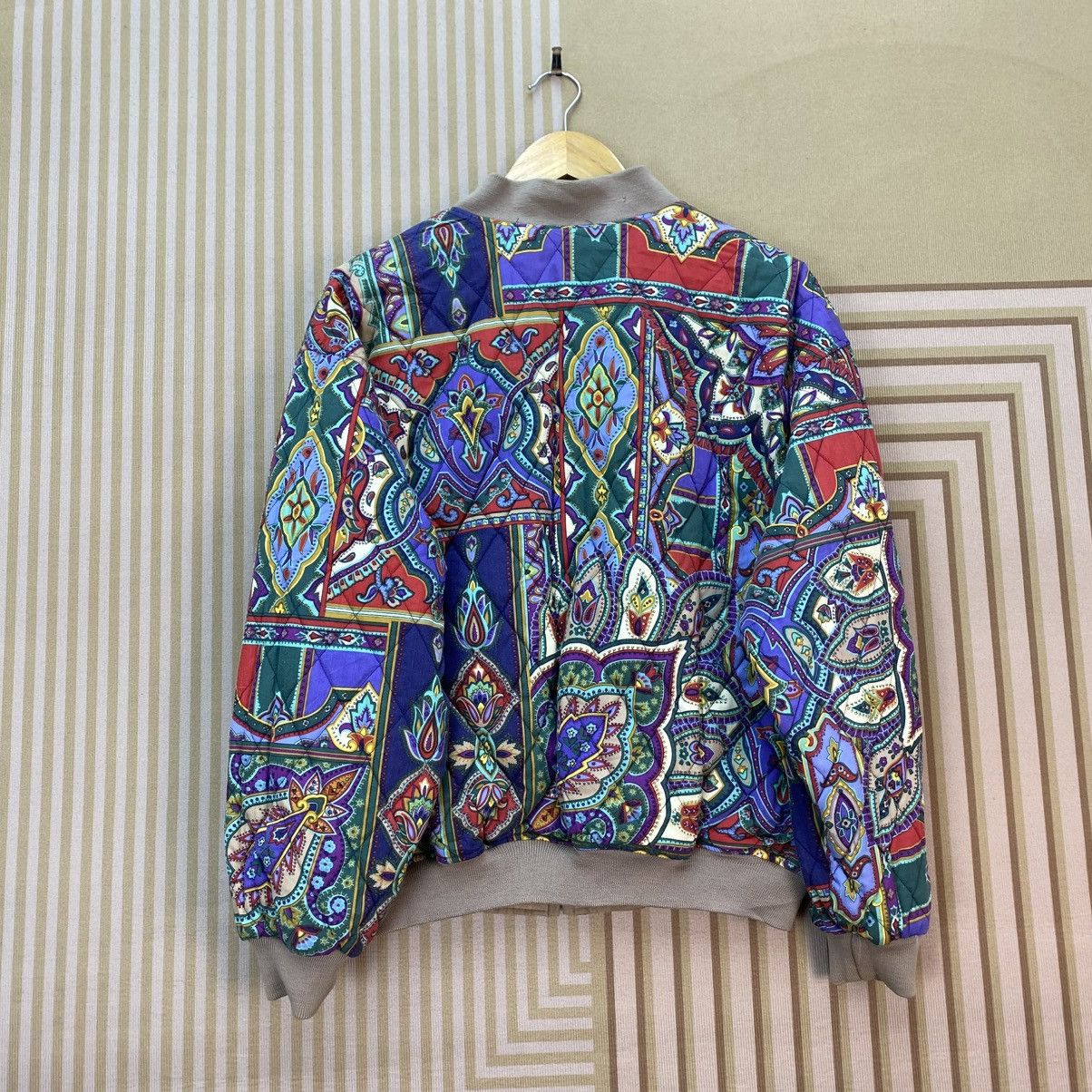 Issey Miyake 🫶 Issey Miyake Style Sporutino Fullprint Bomber Reversible Size US M / EU 48-50 / 2 - 2 Thumbnail