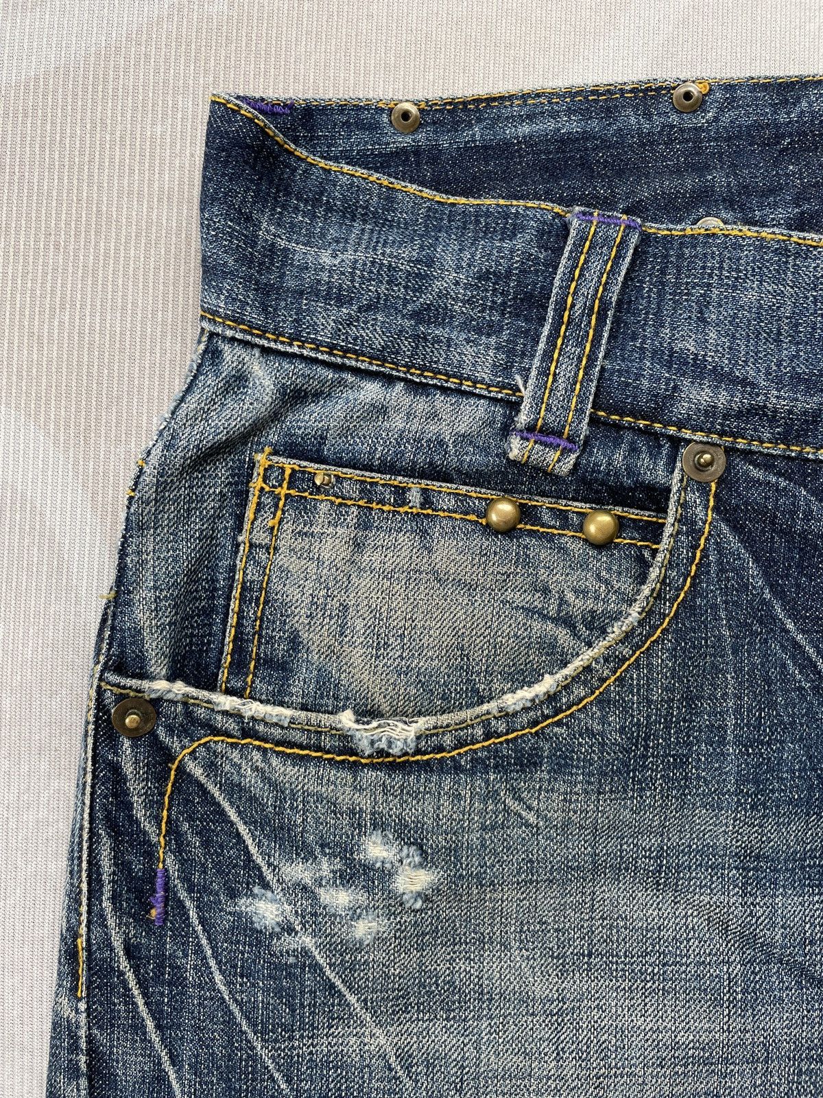 Designer Oct Flash Buckle Back Jeans (P100) Size US 31 - 5 Thumbnail