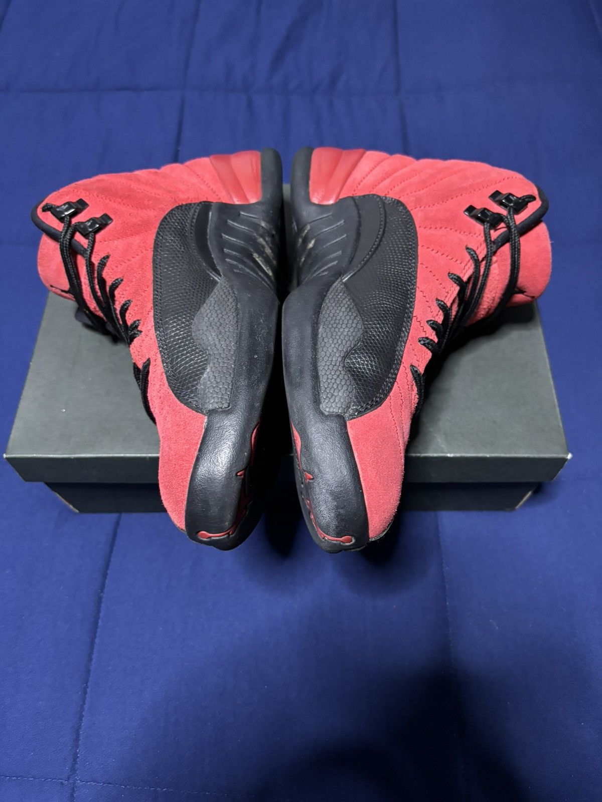 Jordan Brand Jordan 12 Retro Reverse Flu Game 2020 Size 9 Size US 9 / EU 42 - 3 Thumbnail