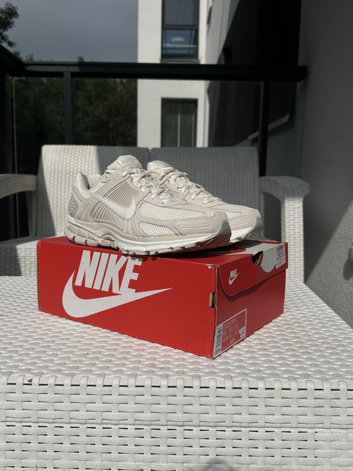 Nike Nike Air Vomero 5 | New | Size 44 (28 cm) Size US 11 / EU 44 - 3 Thumbnail
