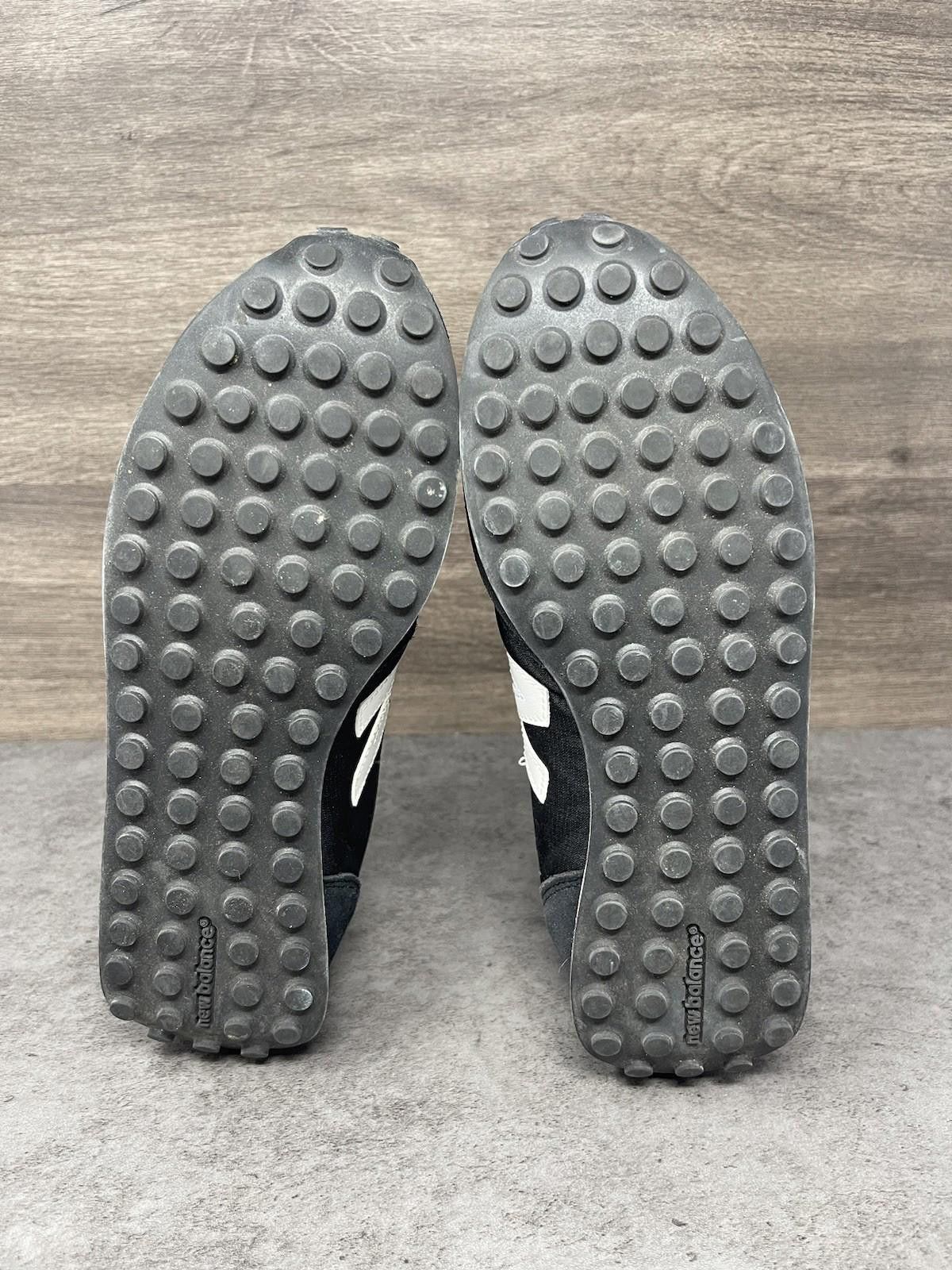 New Balance New Balance 410 Sneakers Womens Size 7 Black White Shoes Size US 7 / IT 37 - 8 Thumbnail