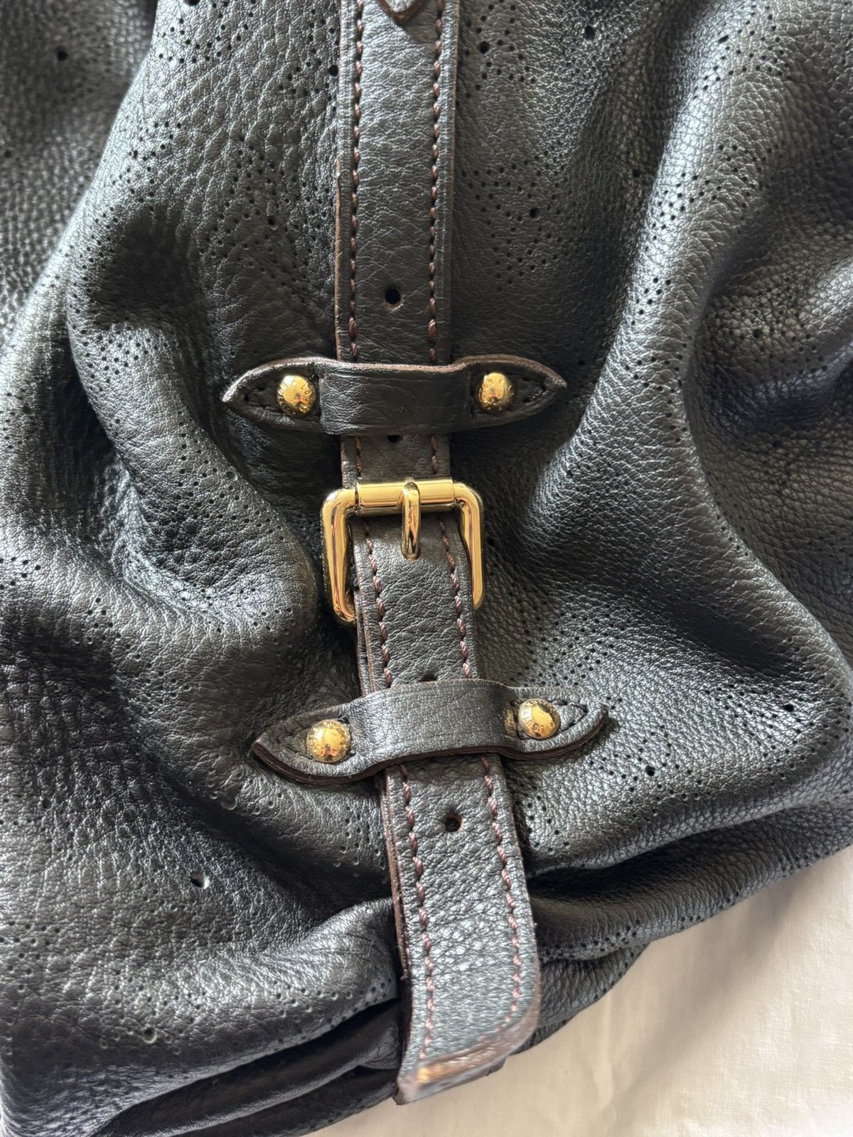 Louis Vuitton Mahina Noir Louis Vuitton Bag Size ONE SIZE - 5 Thumbnail