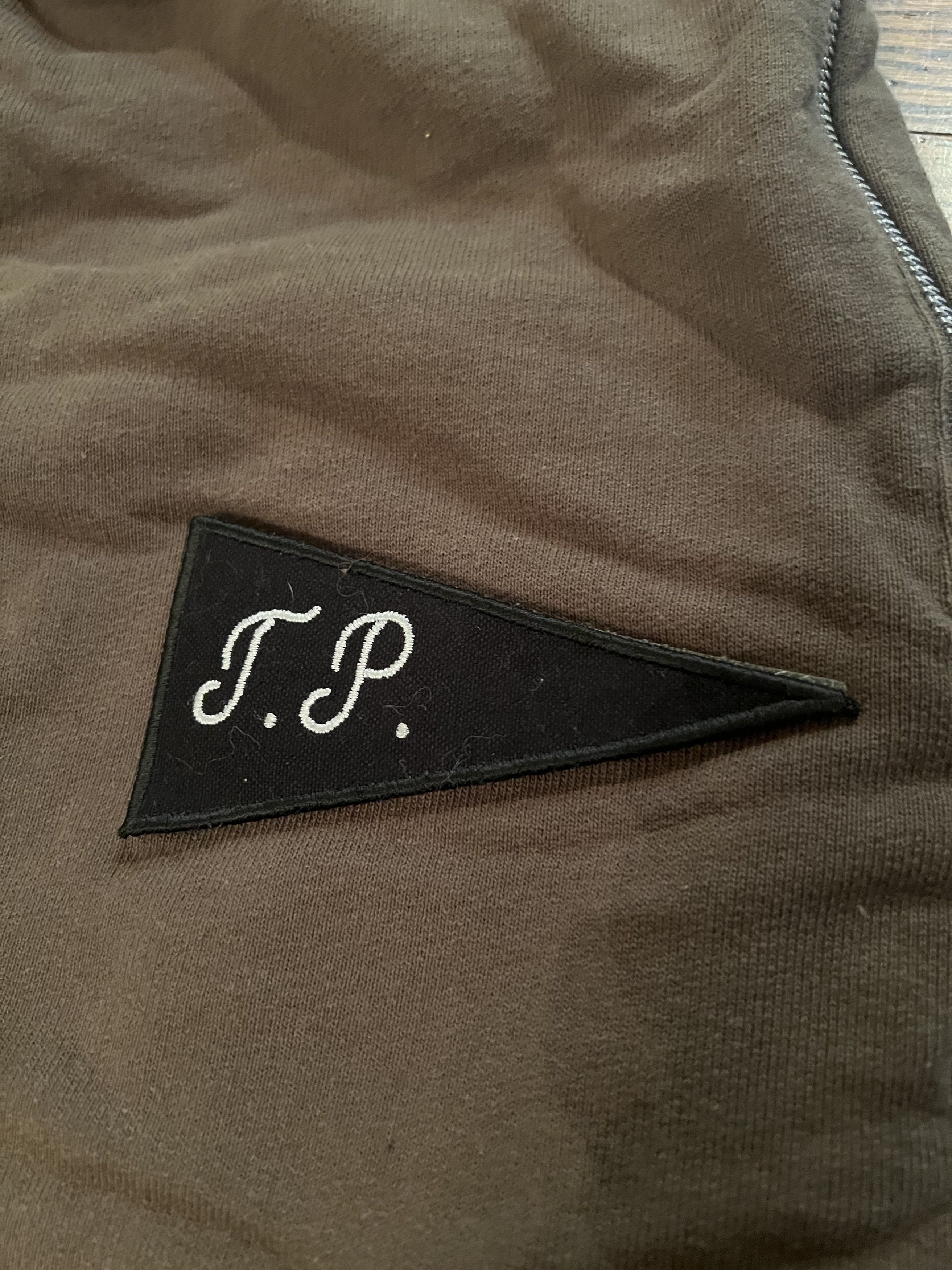 Gosha Rubchinskiy Gosha Rubchinskiy Velcro Patch Olive Sweatpants Size Small Size US 26 / EU 42 - 4 Thumbnail