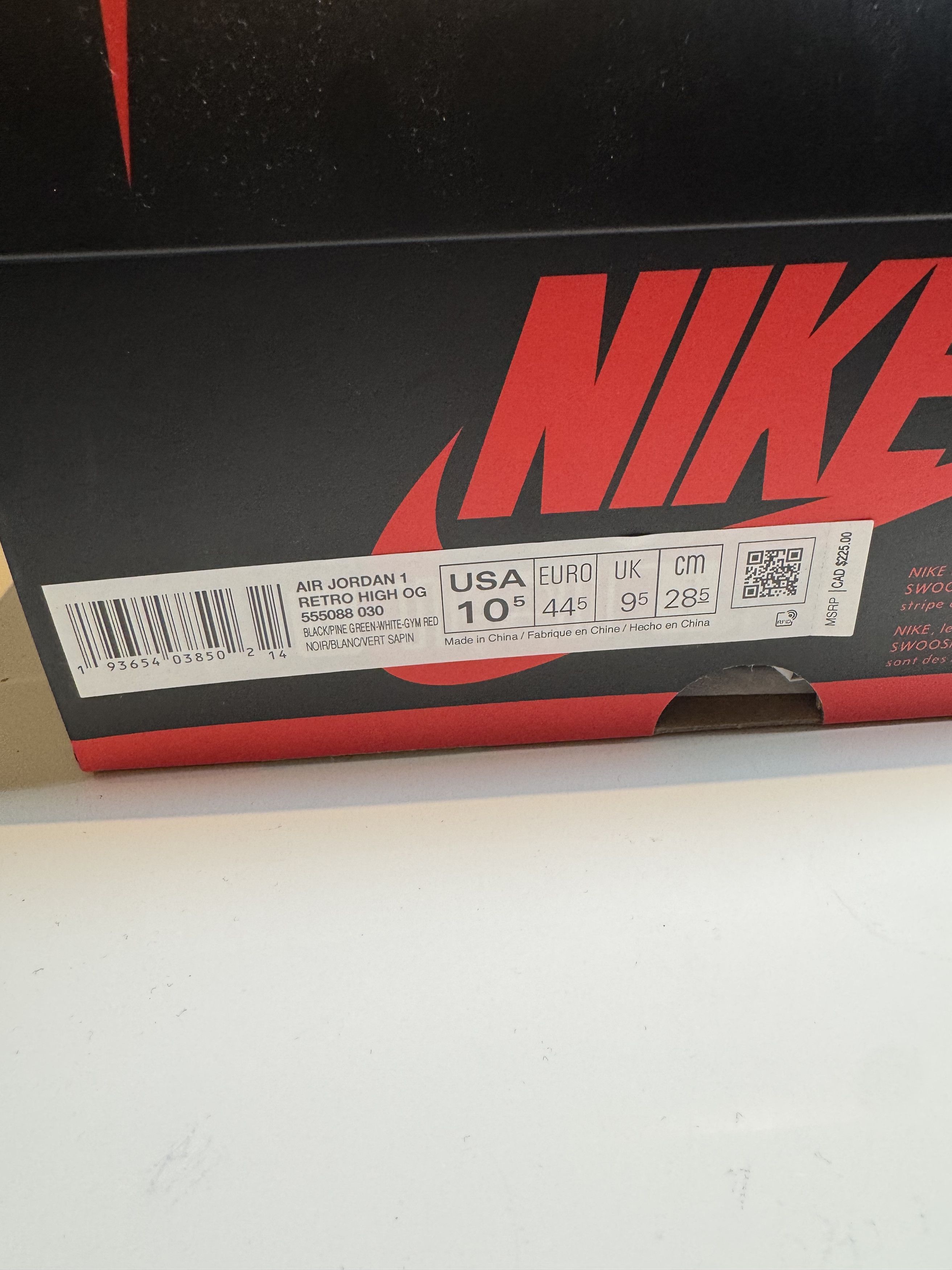 Jordan Brand Jordan 1 Pine Green Size US 10.5 / EU 43-44 - 7 Thumbnail