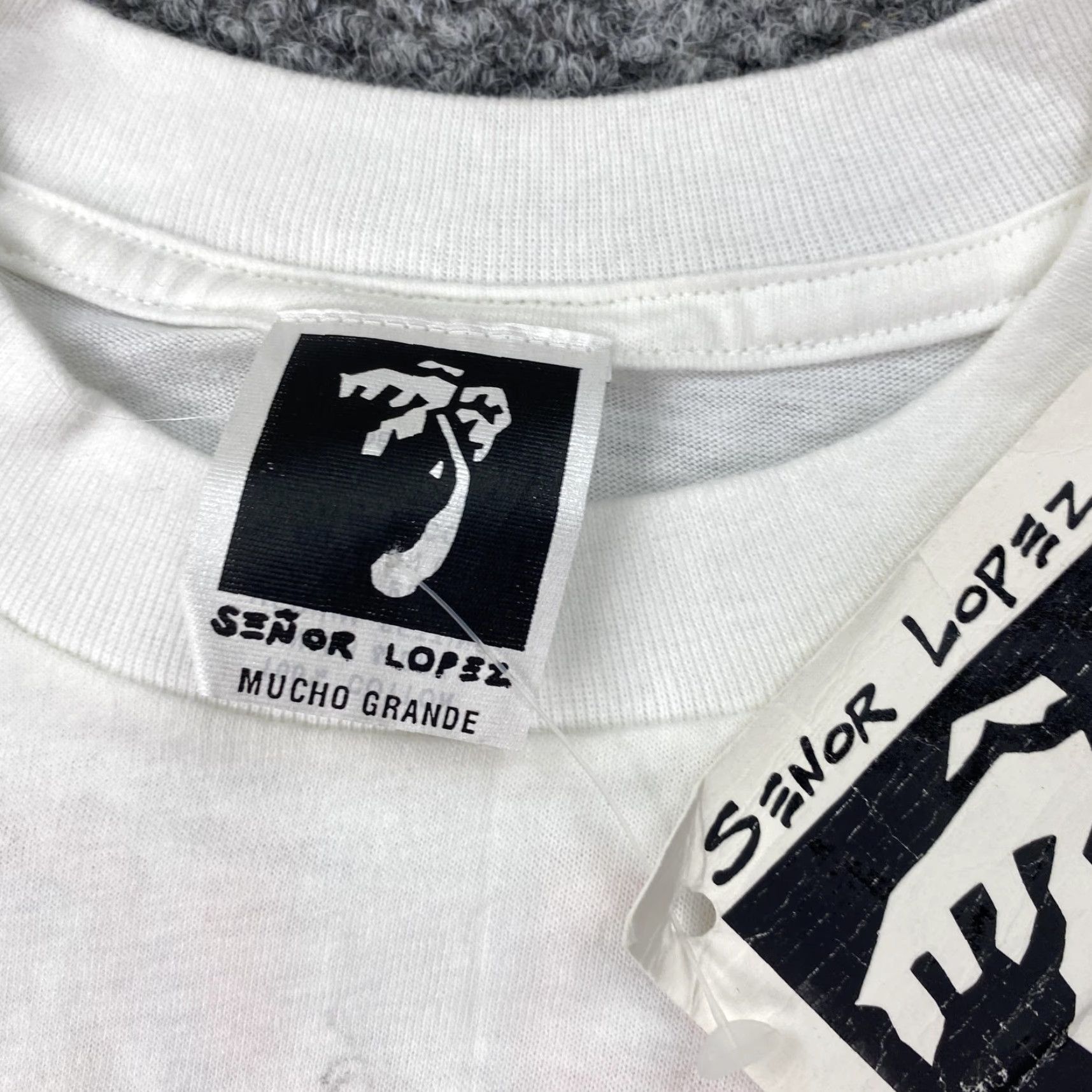 Vintage VINTAGE Senor Lopez Shirt Mens XL White Graphic Print 90s Food & Drink Crew Neck Cotton T-Shirt Mens XLG Size US XL / EU 56 / 4 - 5 Thumbnail