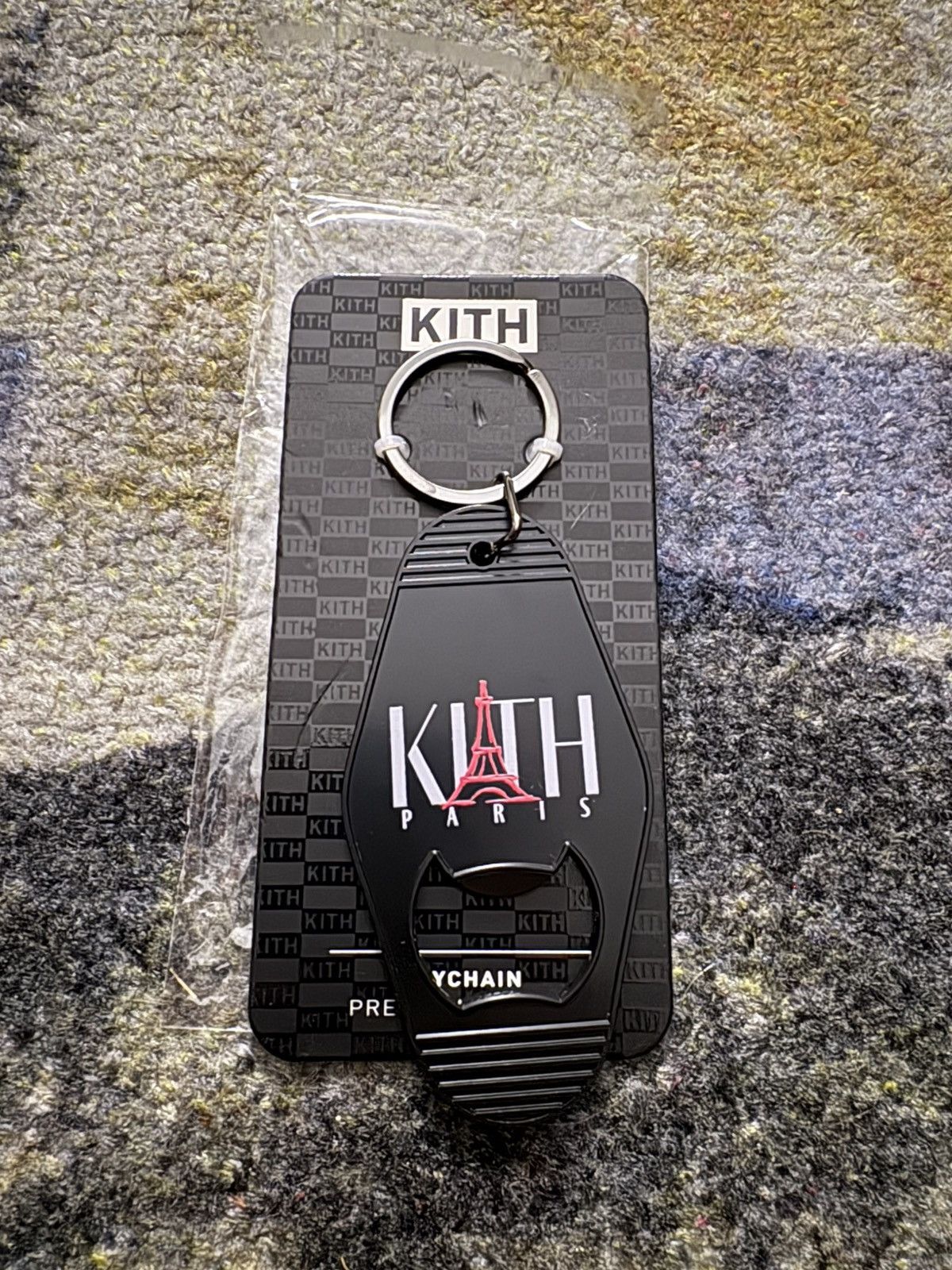 Kith Kith Bottle Opener Keychain (Paris Instore Exclusive) Size ONE SIZE - 1 Thumbnail