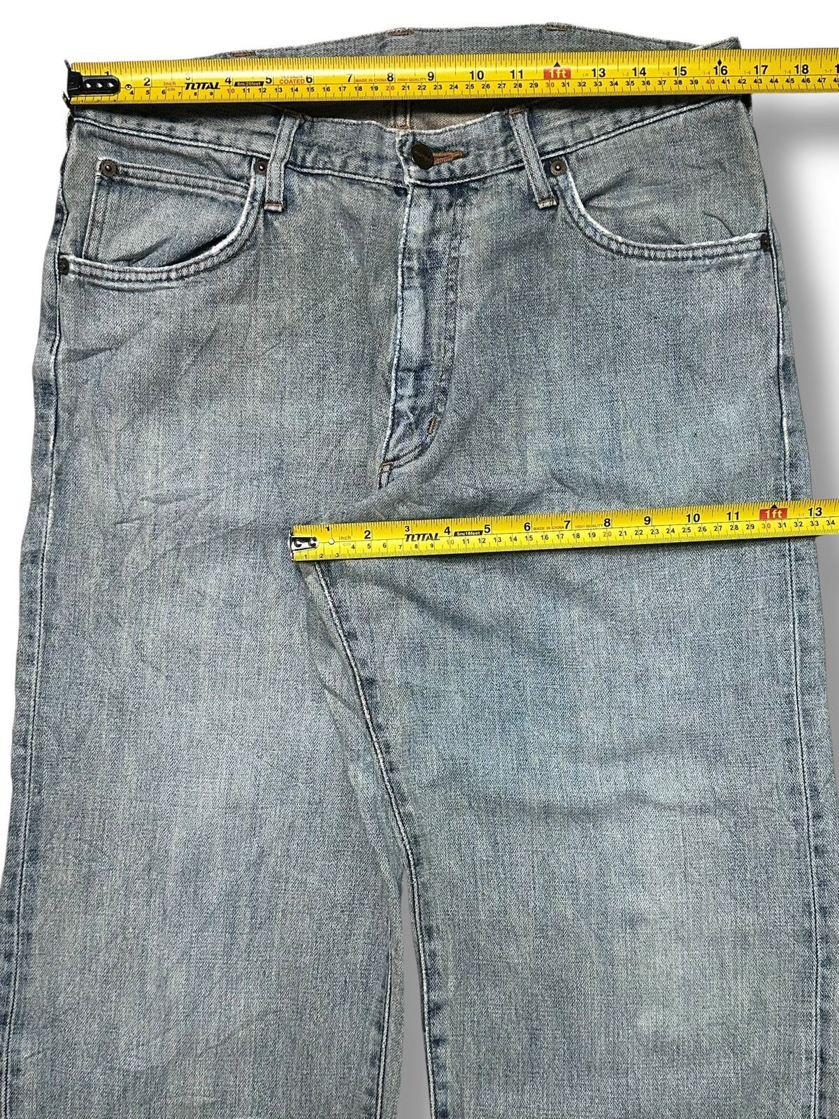 Wrangler Wrangler Vintage With Distressed Baggy Loose Style & Faded Size US 33 - 12 Thumbnail