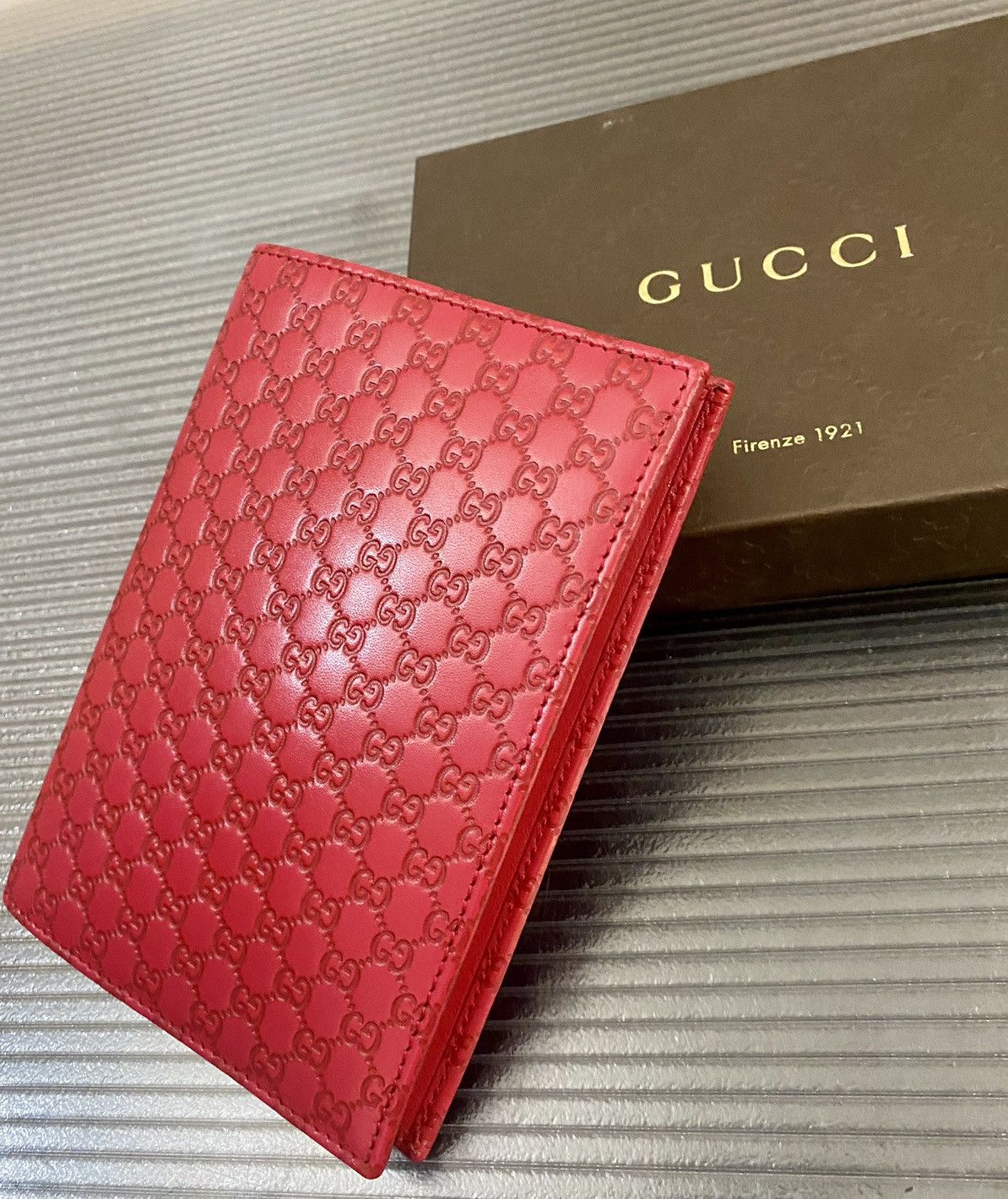 Gucci Gucci 🇮🇹 berry red microgucci GG leather porta quaderno NEW Size ONE SIZE - 4 Thumbnail