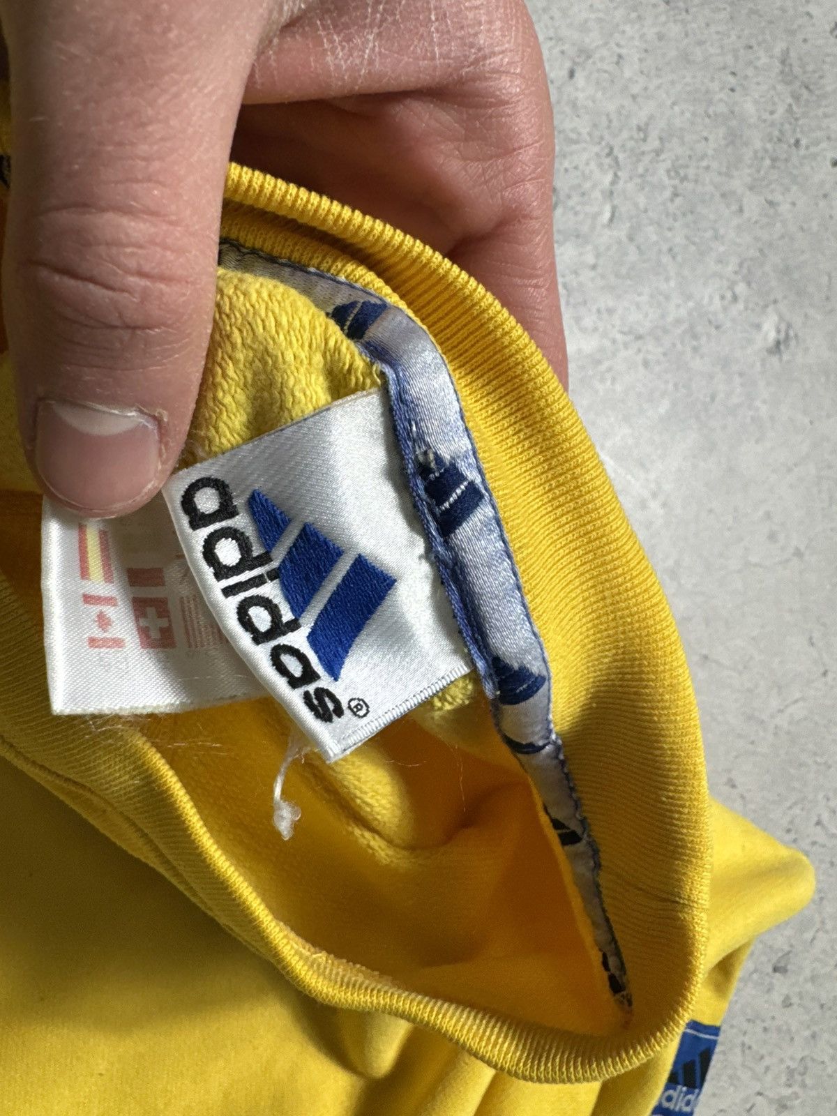 Adidas Adidas Vintage 90’s Yellow Sweatshirt Size S Size US S / EU 44-46 / 1 - 5 Thumbnail