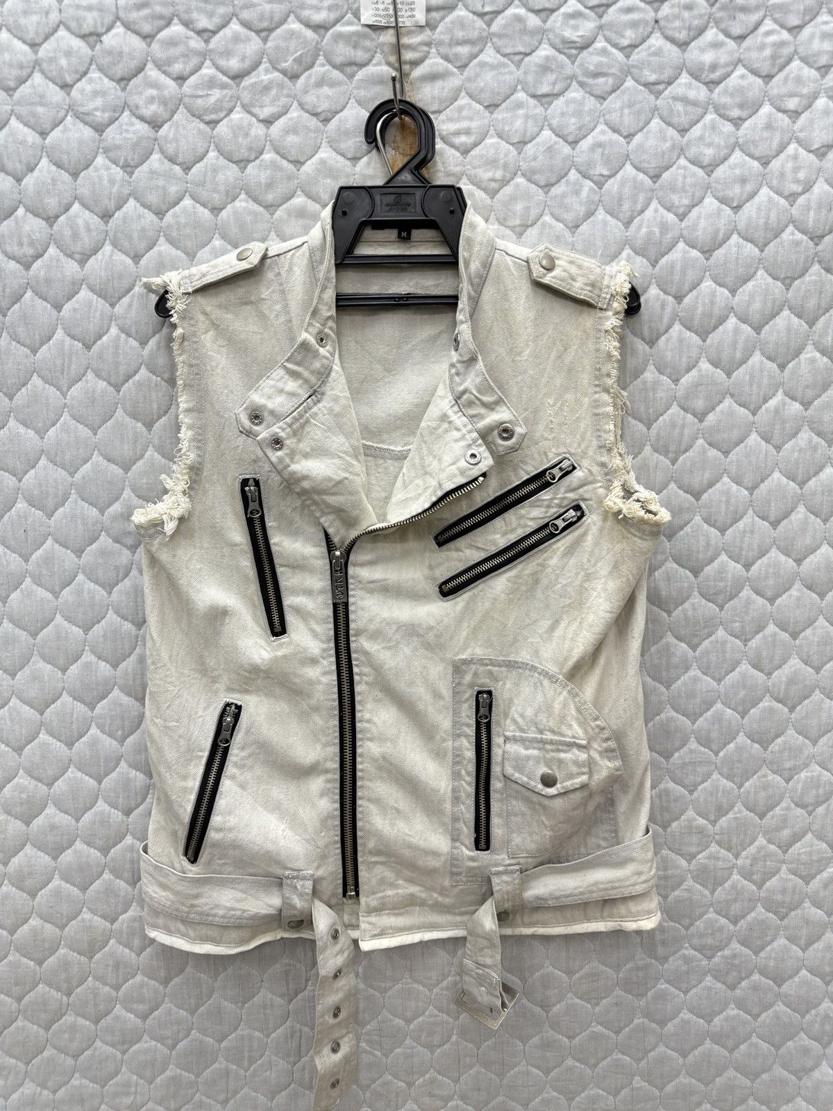 In The Attic 🔥🔥💥STEALS IN THE ATTIC PUNK VEST Size US M / EU 48-50 / 2 - 1 Thumbnail