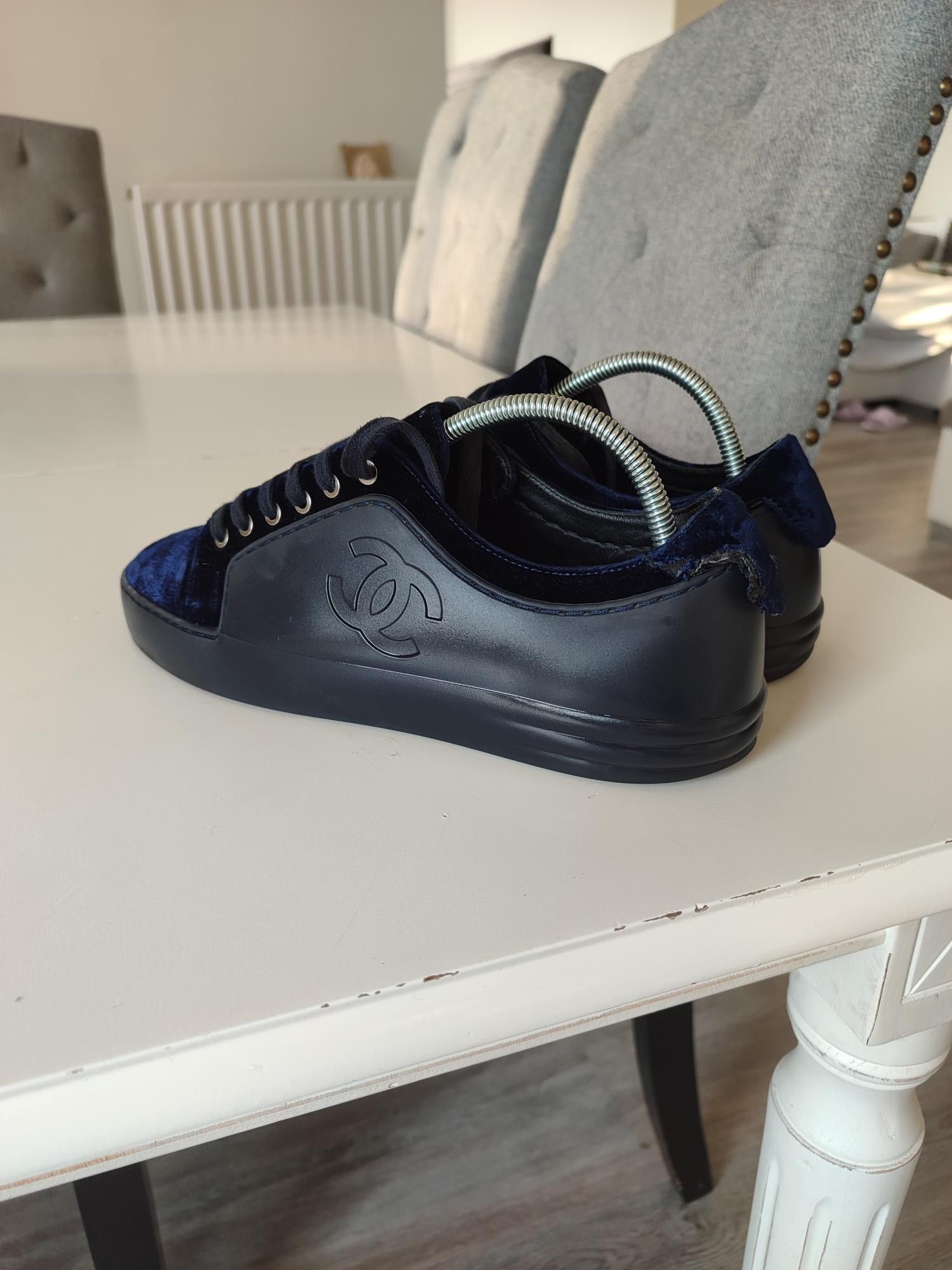 Chanel BASKETS CHANEL VELVET G32719 Size US 7 / IT 37 - 9 Thumbnail