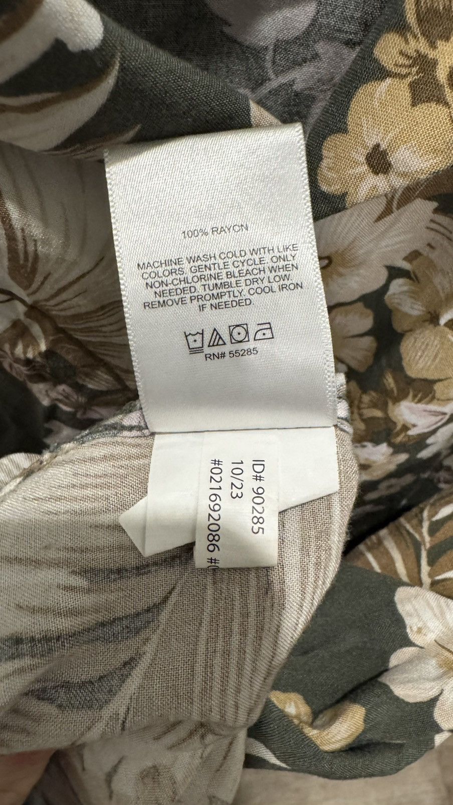 Express Express Tropical Floral Camp Collar Rayon Shirt L Size US L / EU 52-54 / 3 - 4 Thumbnail