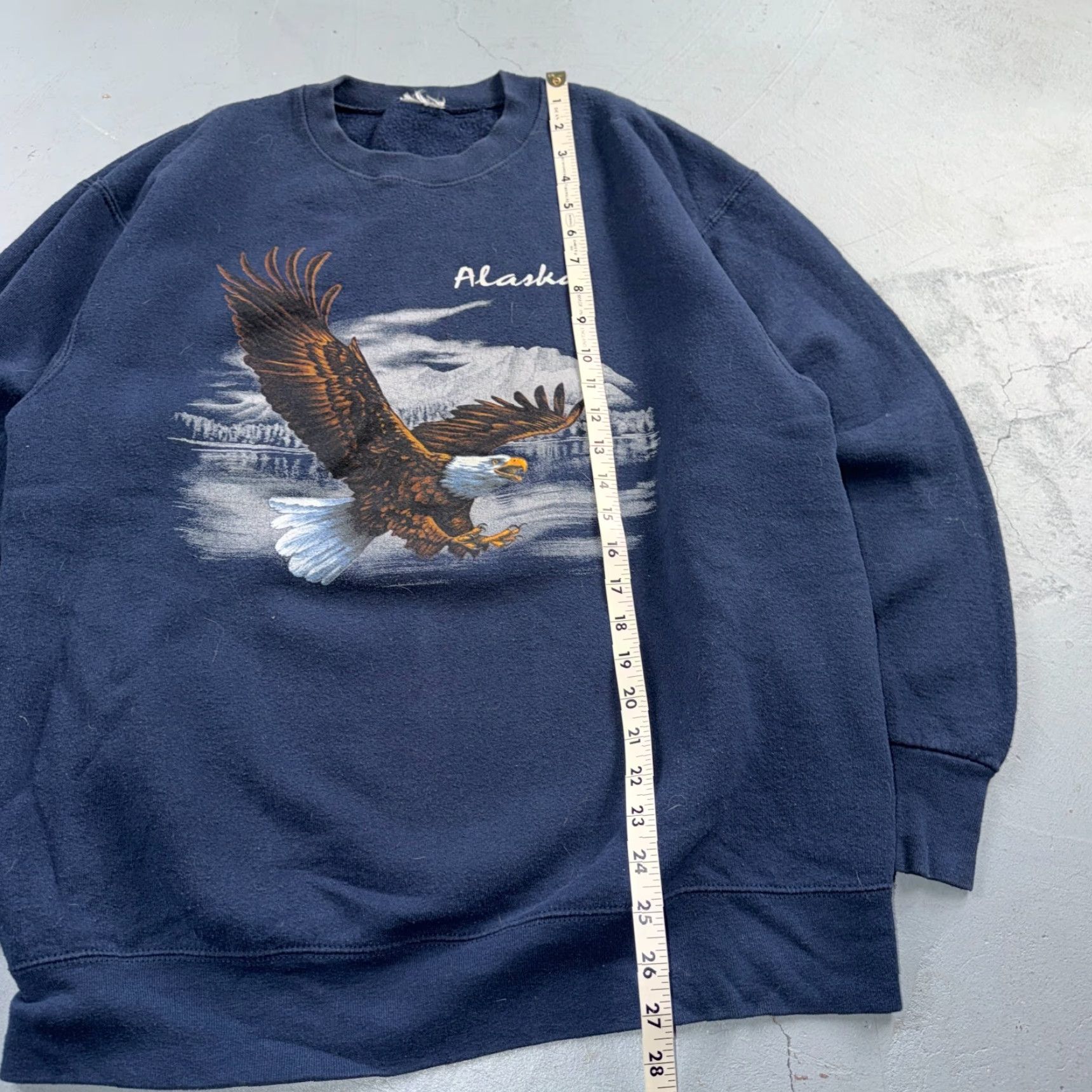 Fruit Of The Loom VTG Alaska Crewneck Sweatshirt USA Patriotic Eagle America Classic Blue Navy Size US L / EU 52-54 / 3 - 4 Thumbnail