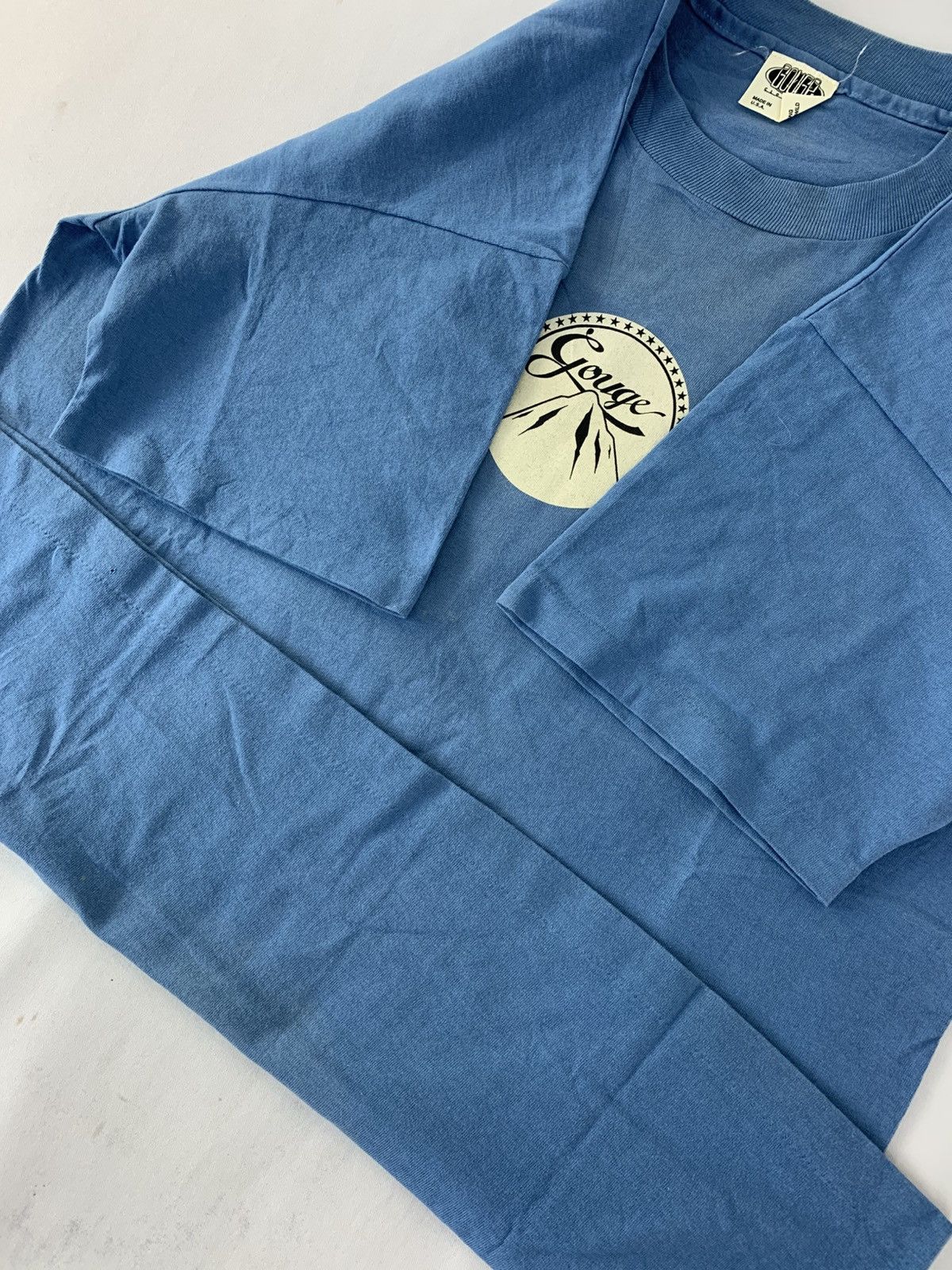 Vintage 90s Gouge USA Clothing Skate Big Logo Sky Blue Tee Size US L / EU 52-54 / 3 - 6 Thumbnail