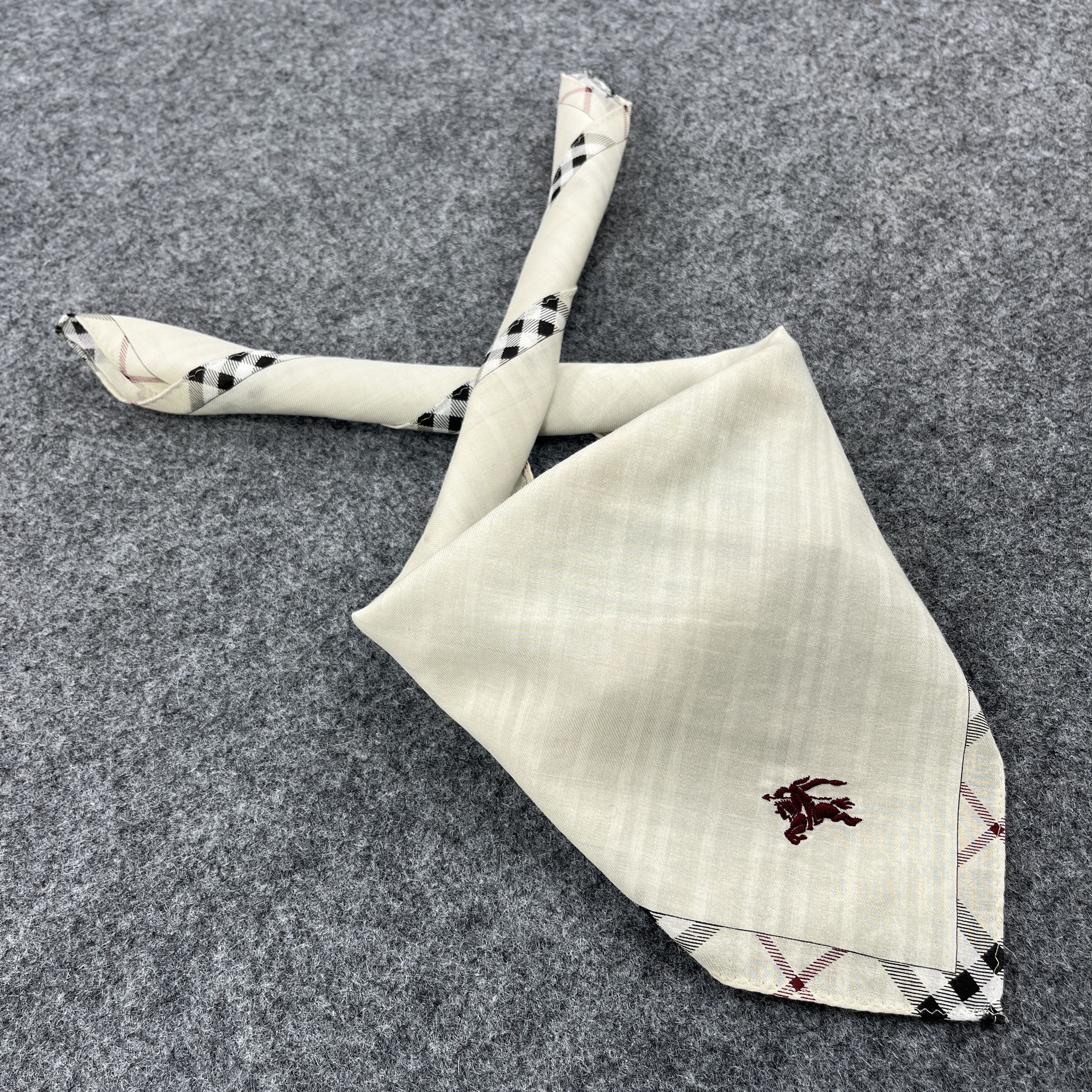 Burberry Burberry Handkerchief / Bandana / Neckerchief B522 Size ONE SIZE - 9 Thumbnail