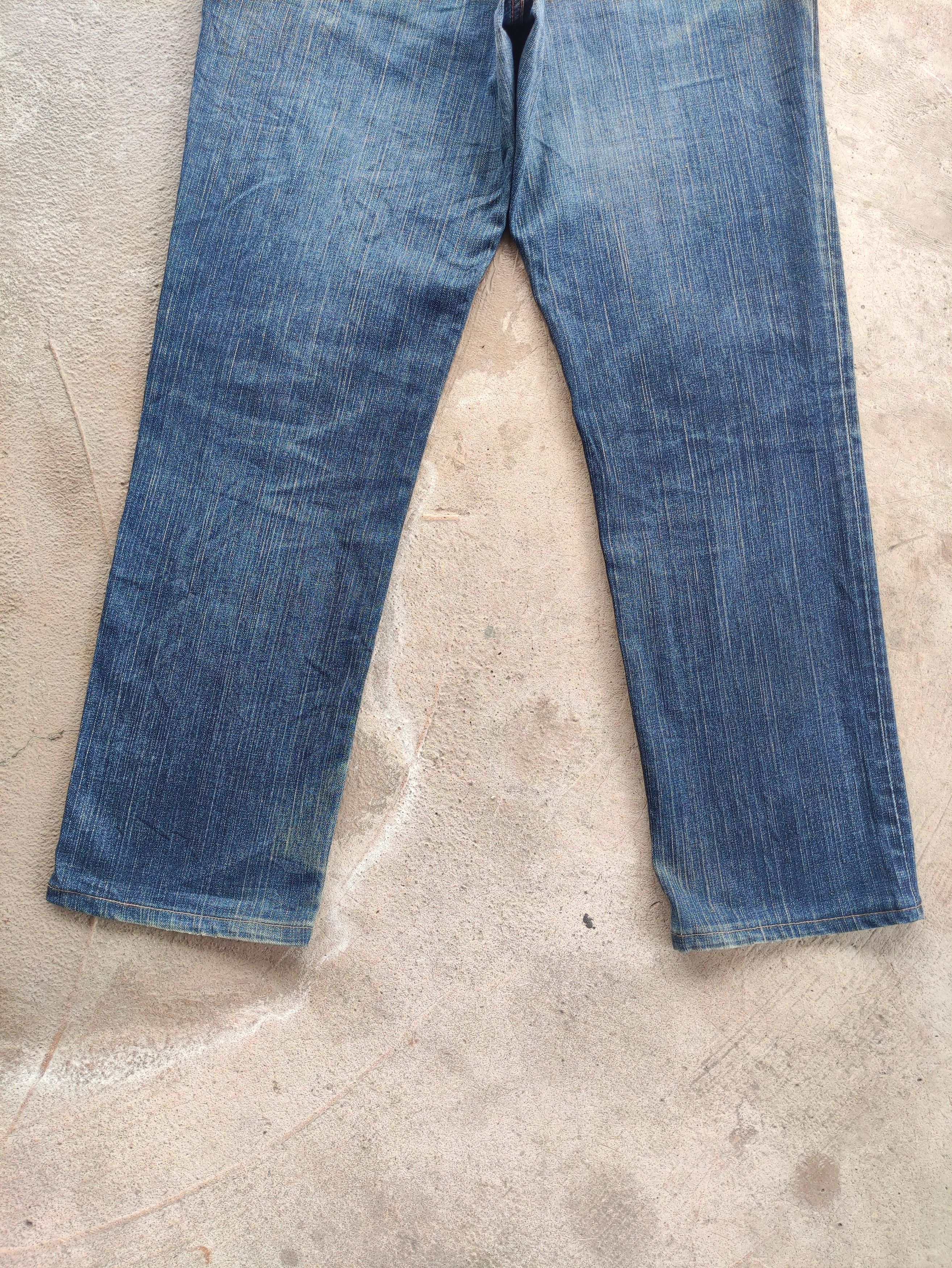 Edwin Vintage Edwin Japan Distressed Faded Denim W36 Size US 36 / EU 52 - 11 Thumbnail