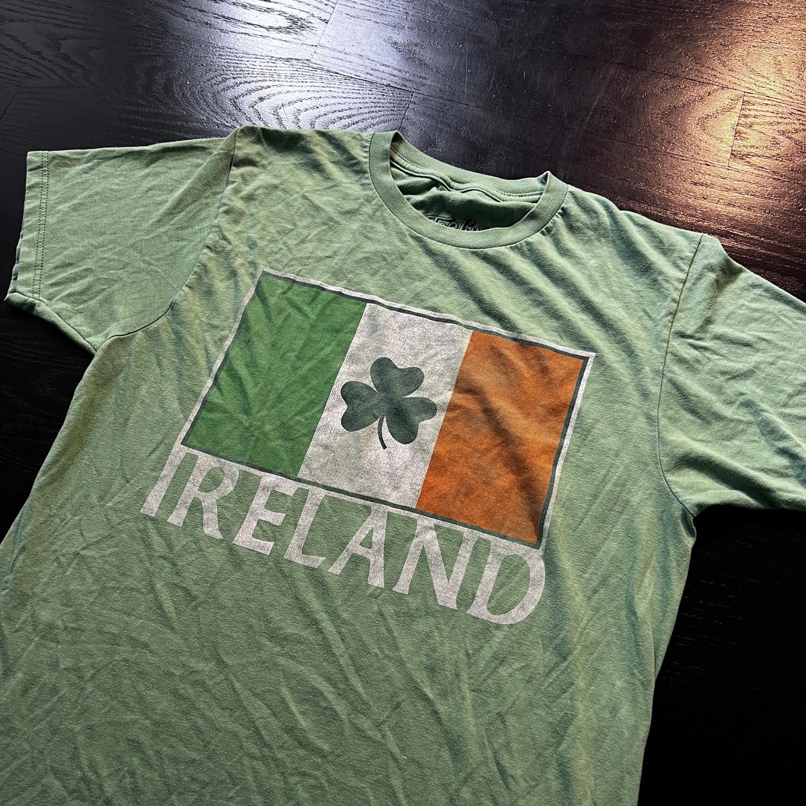 Vintage Vintage Ireland Irish Flag Tee Shirt Green Size US L / EU 52-54 / 3 - 2 Thumbnail