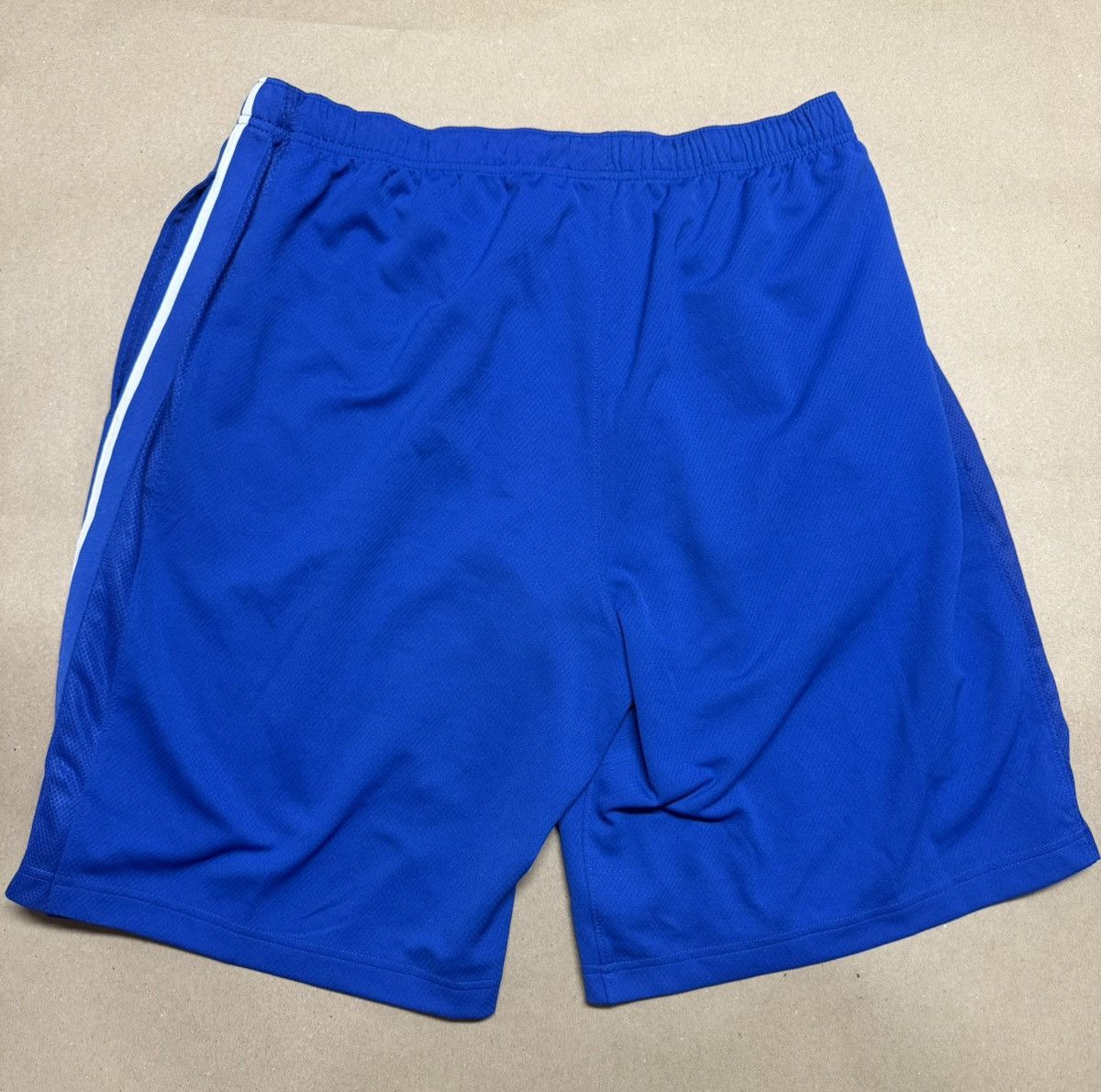 Nike Nike DriFit Blue Basketball Workout Shorts size L Large Rare Size US 34 / EU 50 - 2 Thumbnail