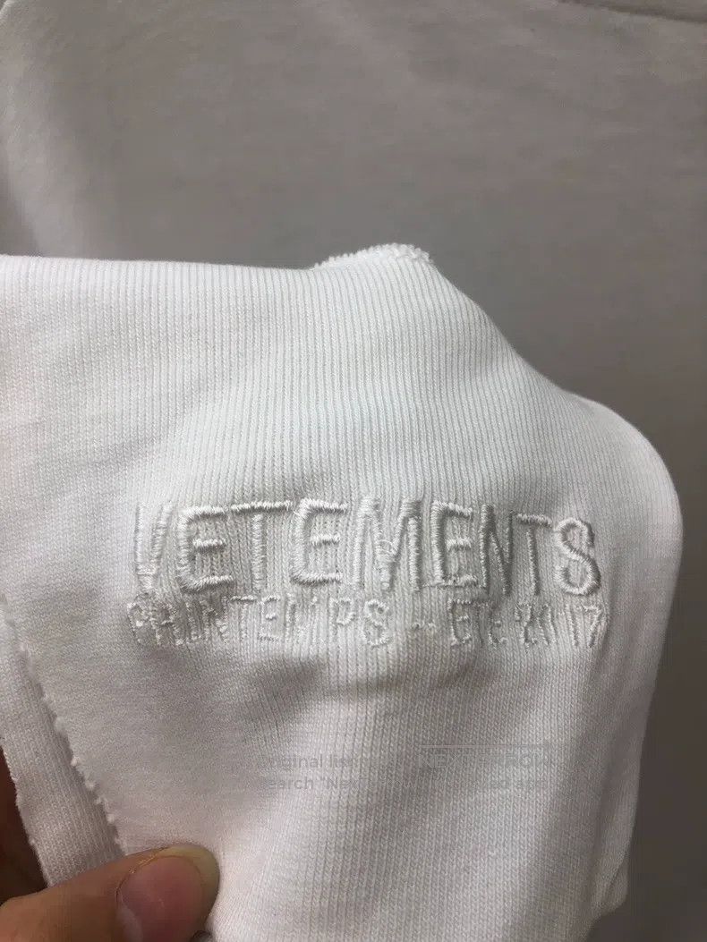 Vetements Vetements White irregular top Size US XS / EU 42 / 0 - 9 Thumbnail