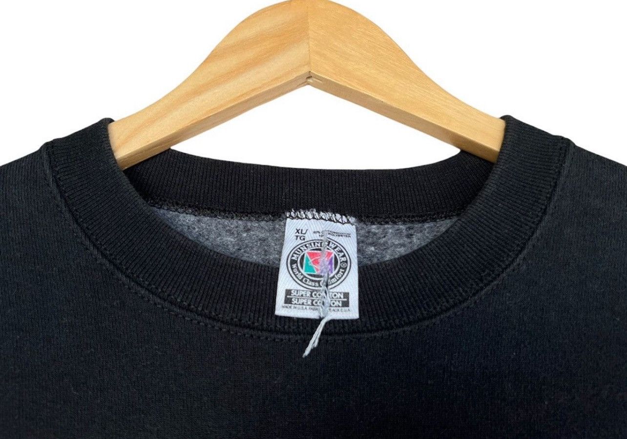Vintage Vintage 90s Salem Massachusetts Eyes Sweatshirt Size US L / EU 52-54 / 3 - 5 Thumbnail