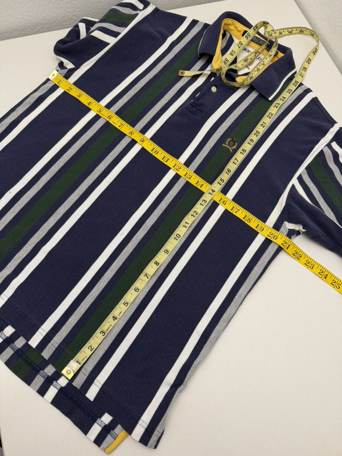 Tommy Hilfiger Vintage 90s Tommy Hilfiger Polo Shirt Mens M Striped Crest Size US M / EU 48-50 / 2 - 6 Thumbnail