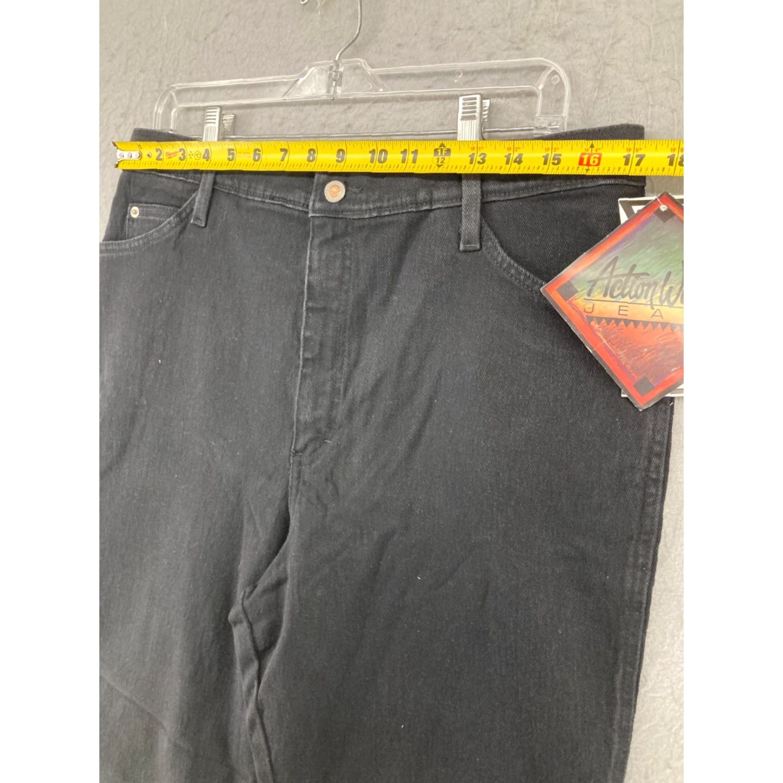 Vintage VINTAGE Action West Jeans Women’s 18 Black High Rise Mom Denim 90s Grunge Womens Size 40" / US 18 - 2 Thumbnail