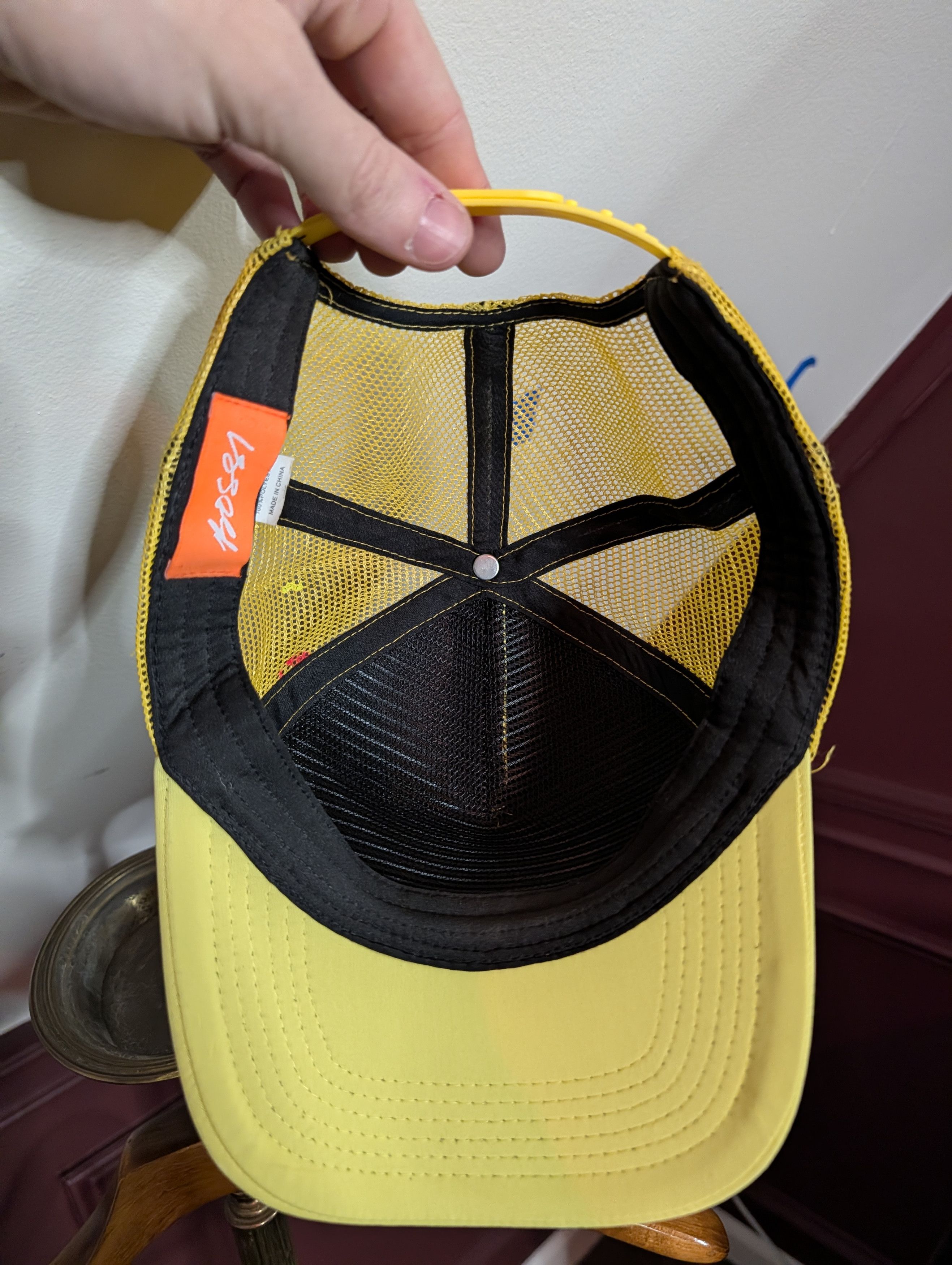Bossi Sportswear $750 Yellow logo graphic paint spattered trucker hat Size ONE SIZE - 10 Thumbnail