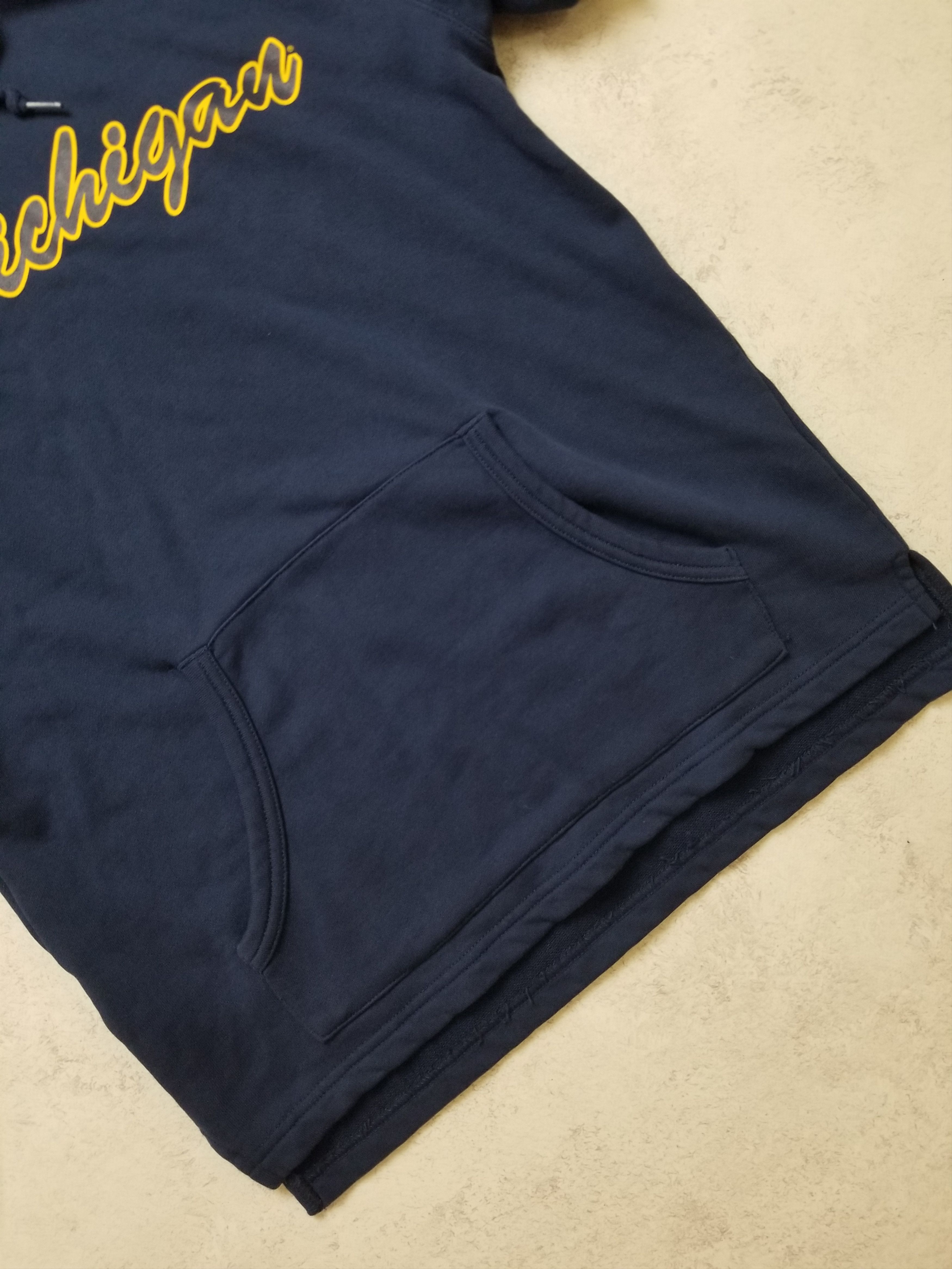 Mitchell & Ness Mitchell and Ness Hooded Short Sleeve Michigan Wolverines Size US M / EU 48-50 / 2 - 8 Thumbnail