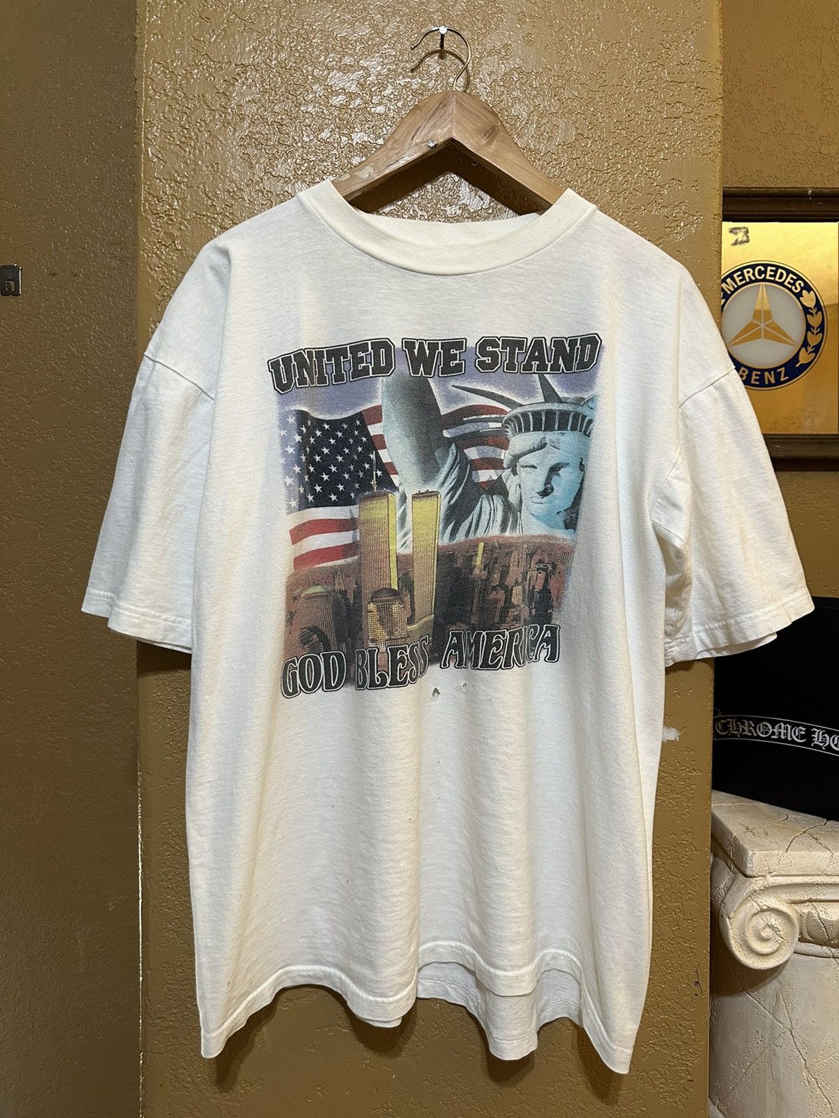 4GSELLER × Vintage Vintage Distressed 9/11 Memorial God Bless America T Shirt Size US XL / EU 56 / 4 - 1 Thumbnail