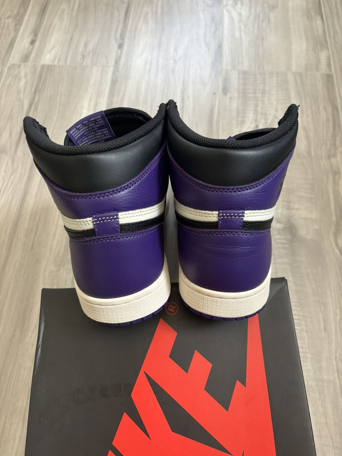 Jordan Brand × Nike Air Jordan 1 Retro High OG 'Court Purple' Size US 10.5 / EU 43-44 - 7 Thumbnail