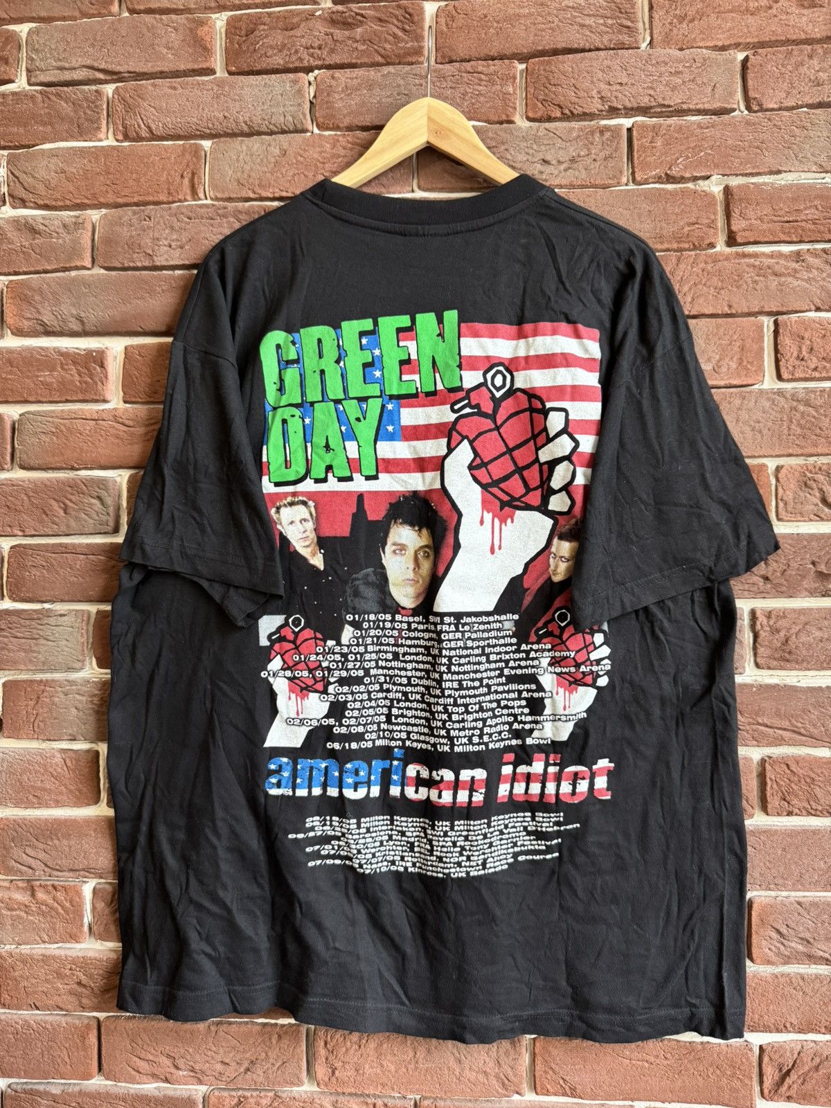 Band Tees Vintage 2005 Green Day American Idiot Tee Band Punk Rock Size US XL / EU 56 / 4 - 2 Thumbnail