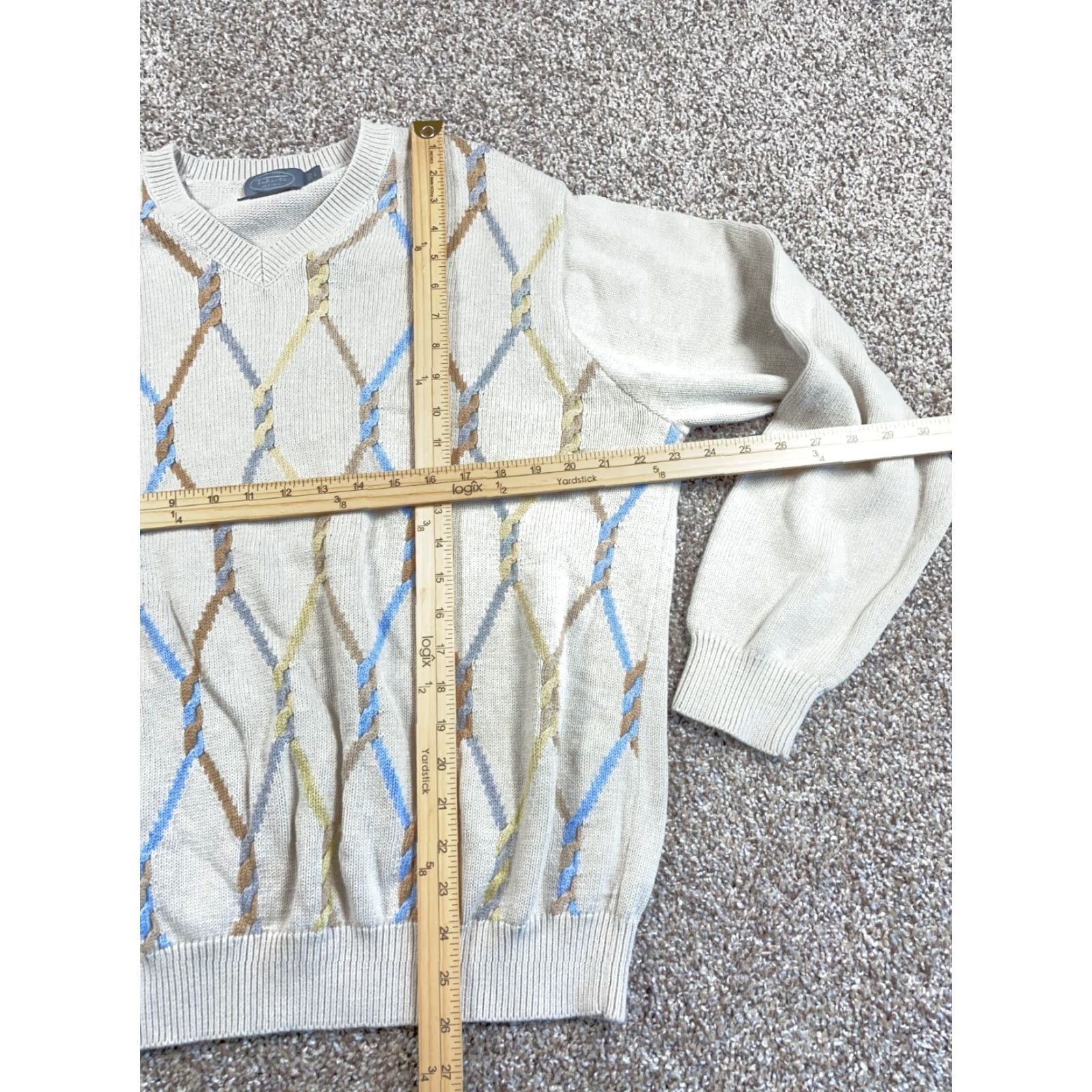 Talbots VINTAGE Talbots Pima Cotton Geometric Pattern V-Neck Sweater Adult Large Beige Mens Pullover Knit Regular Fit Size US L / EU 52-54 / 3 - 5 Thumbnail