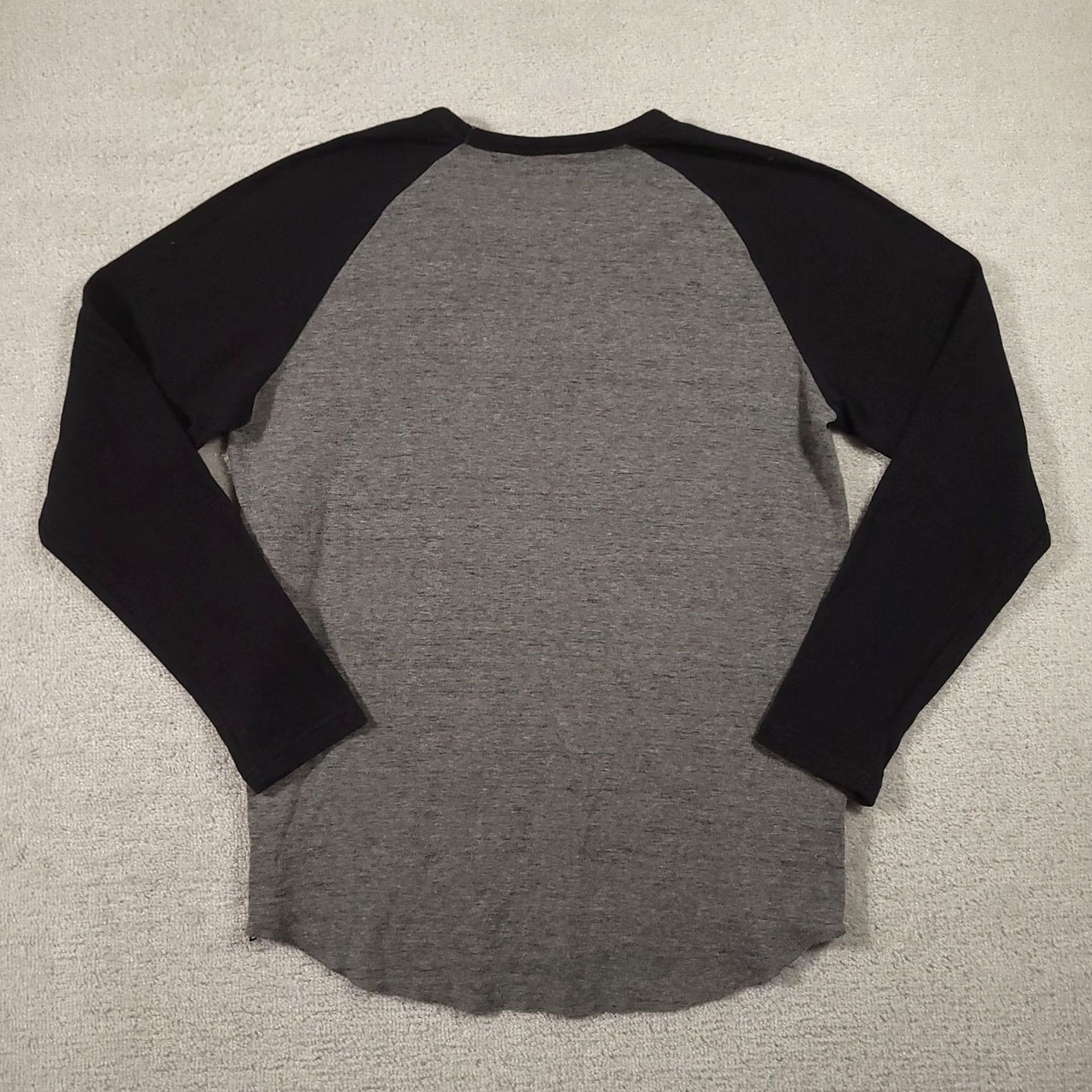 Hurley Hurley x Buckle Raglan Long Sleeve Shirt Men’s L Gray Black Size US L / EU 52-54 / 3 - 7 Thumbnail
